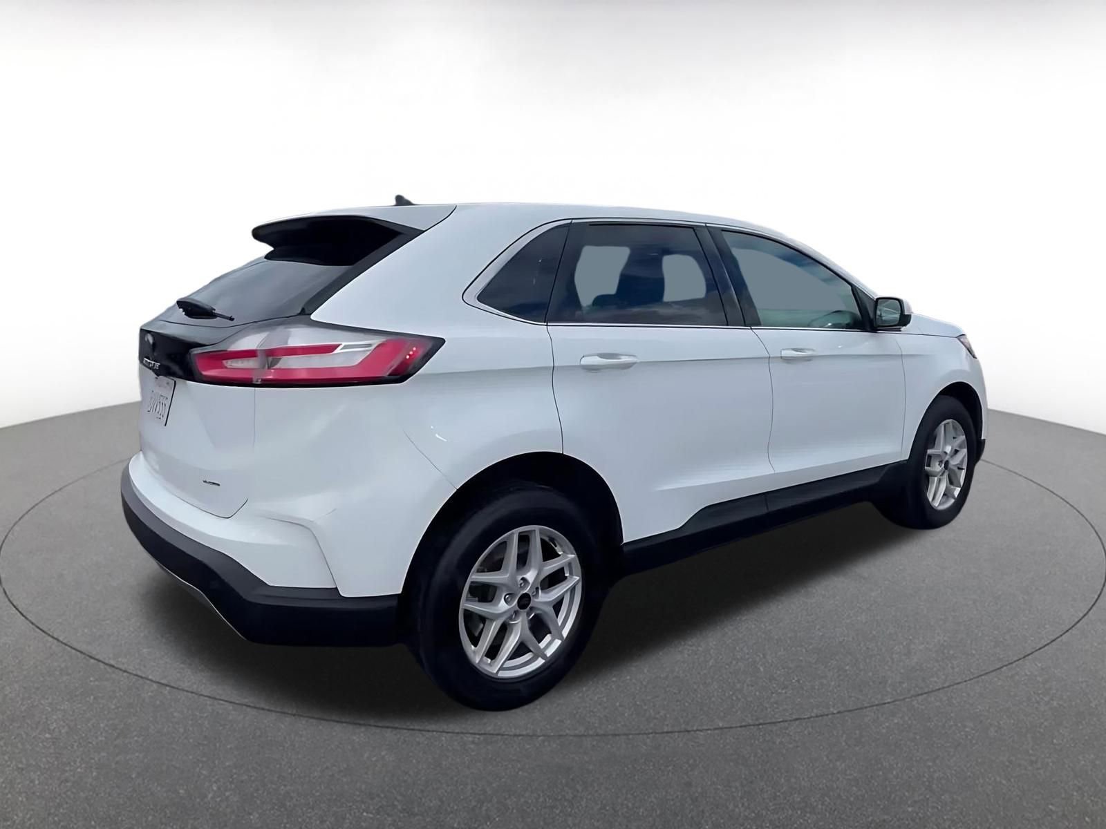 Thumbnail: 2024 Ford Edge - 15