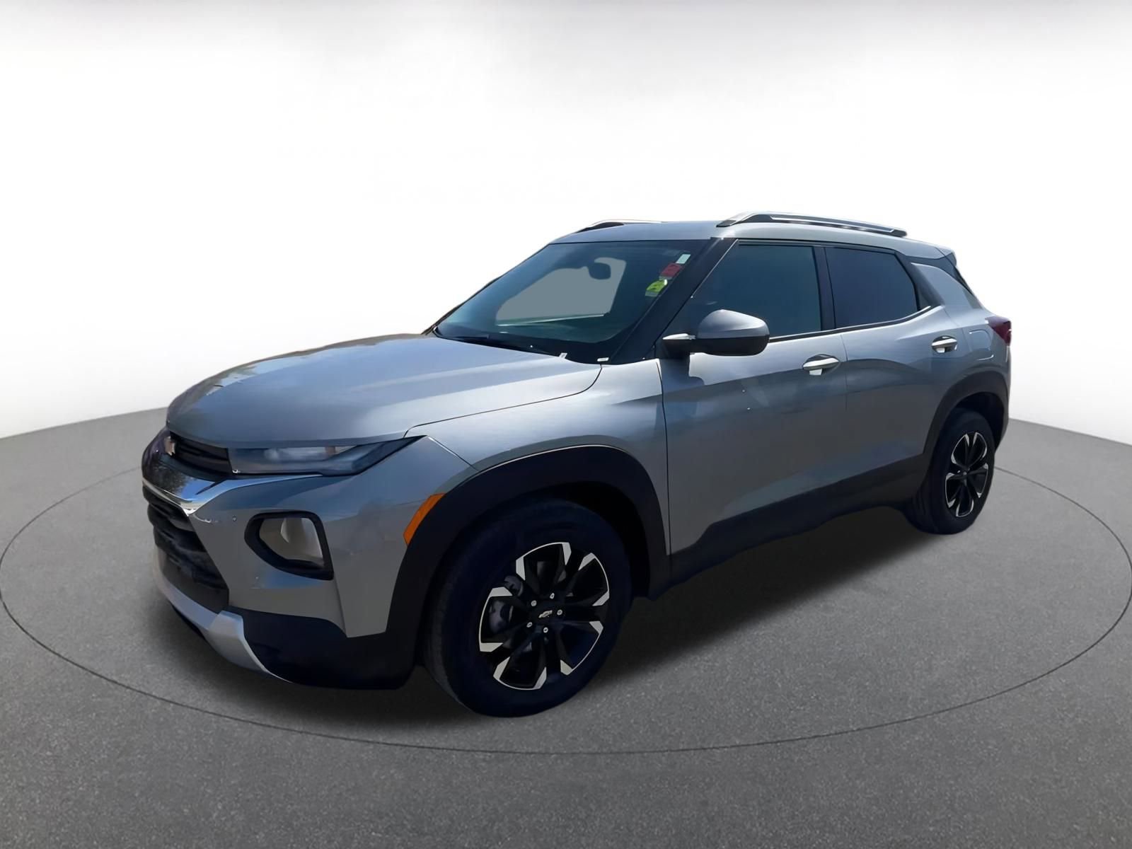 Thumbnail: 2023 Chevrolet TrailBlazer - 8