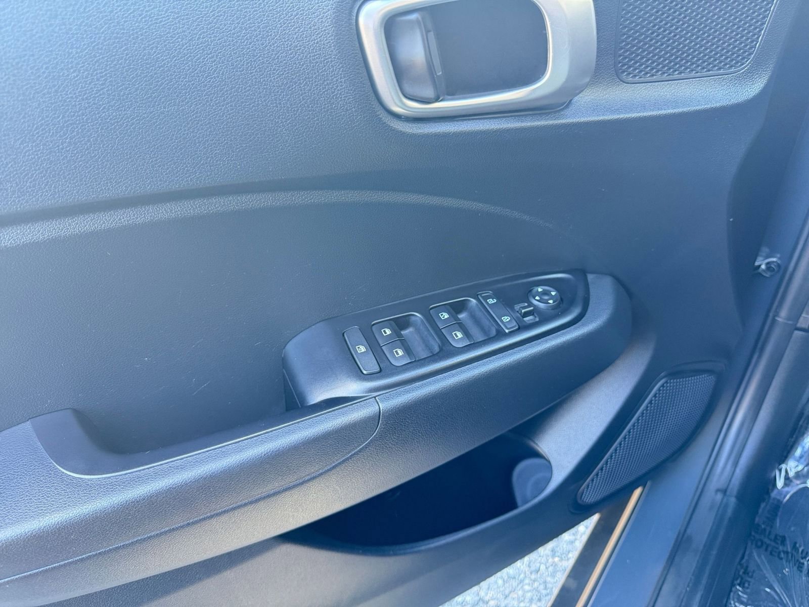 Thumbnail: 2025 Hyundai Venue - 18