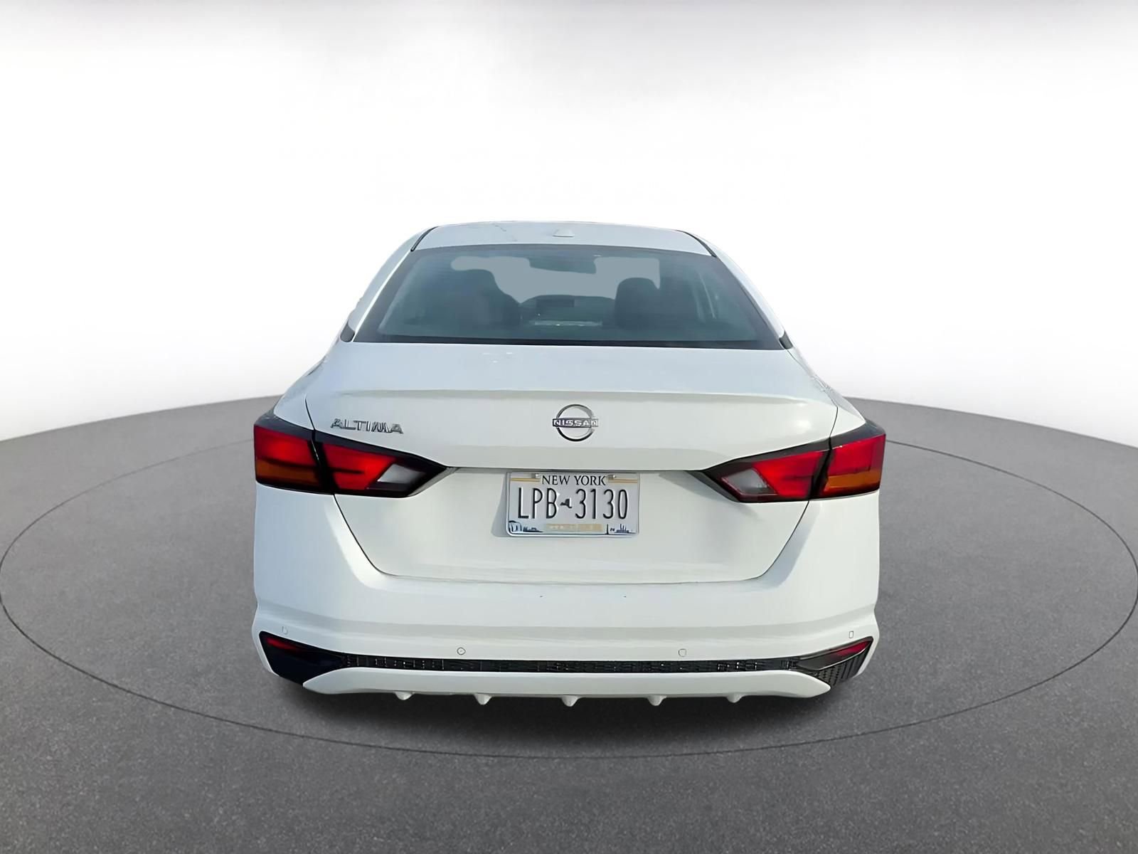 Thumbnail: 2025 Nissan Altima - 12