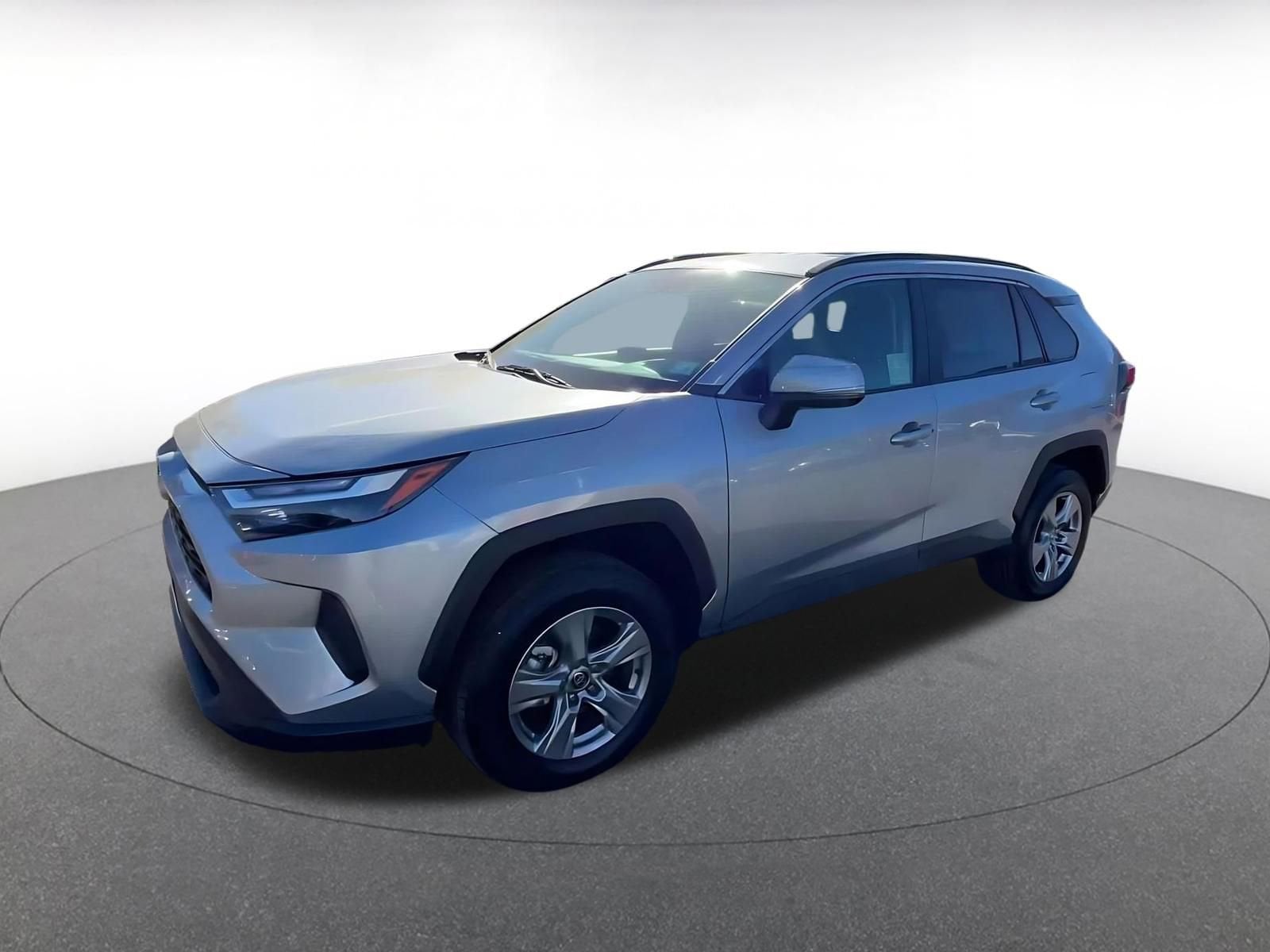 Thumbnail: 2025 Toyota RAV4 - 7