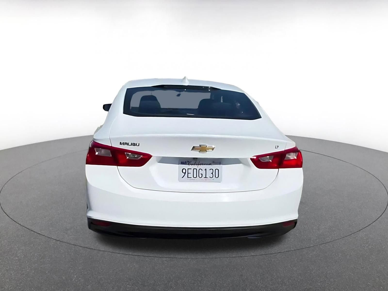 Thumbnail: 2023 Chevrolet Malibu - 12