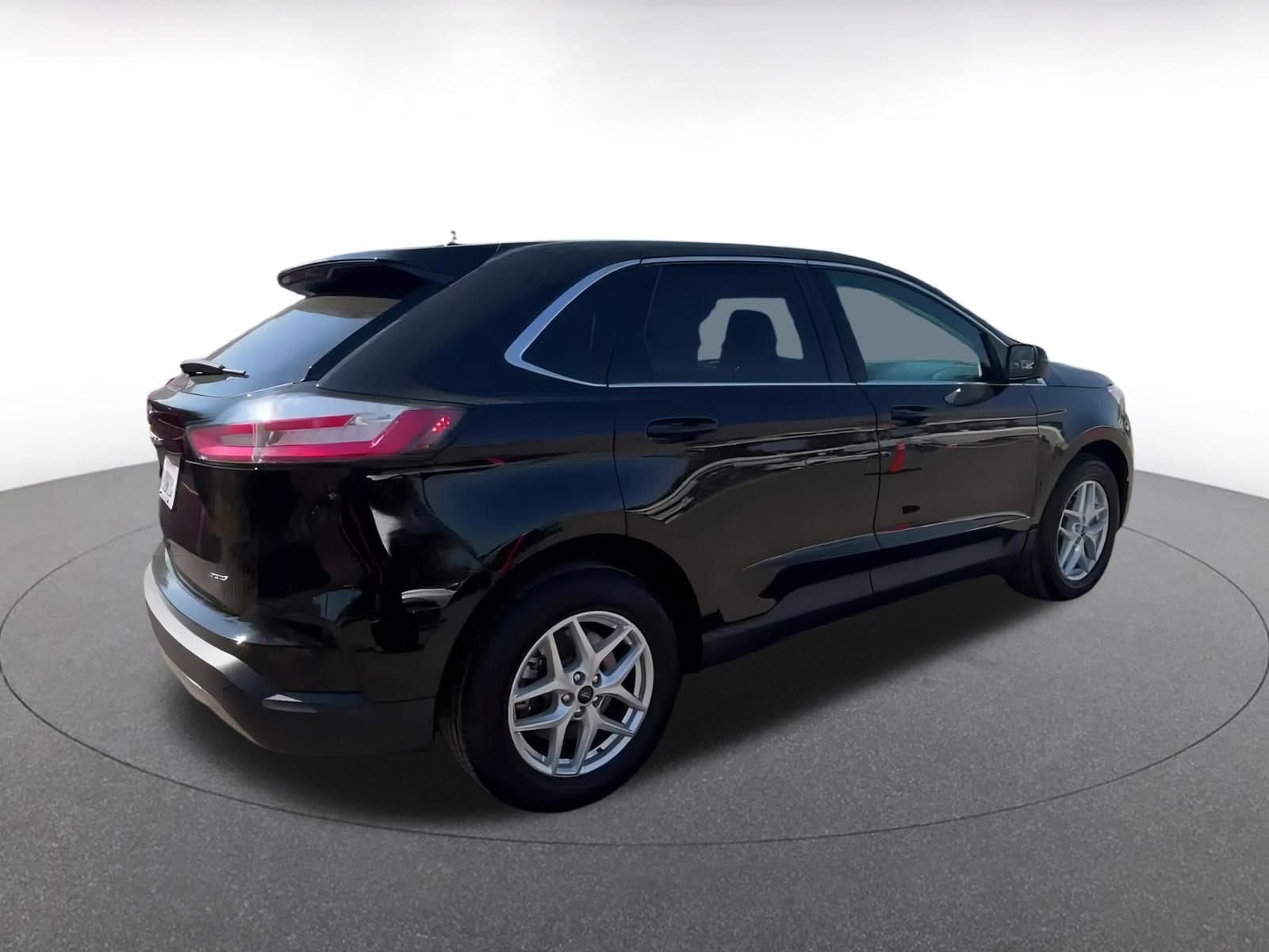 Thumbnail: 2024 Ford Edge - 14