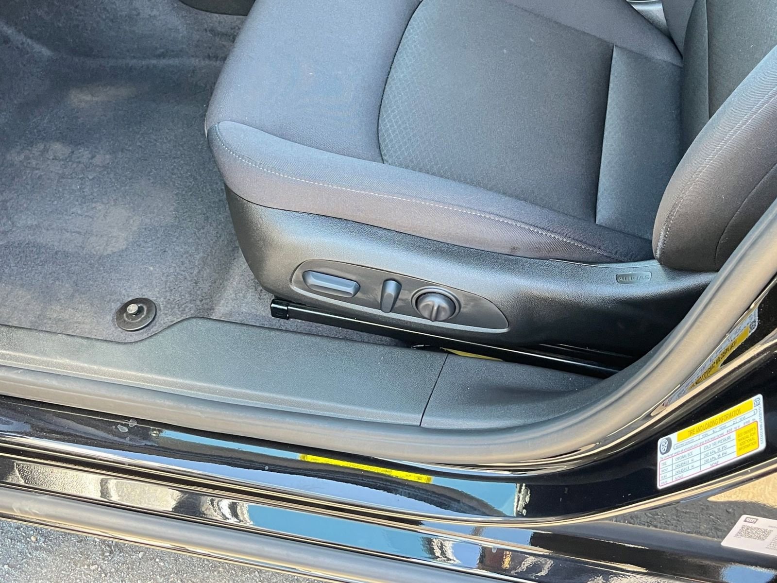Thumbnail: 2024 Chevrolet Malibu - 23