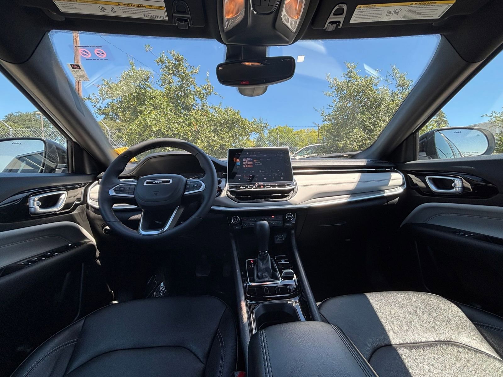 Thumbnail: 2025 Jeep Compass - 34