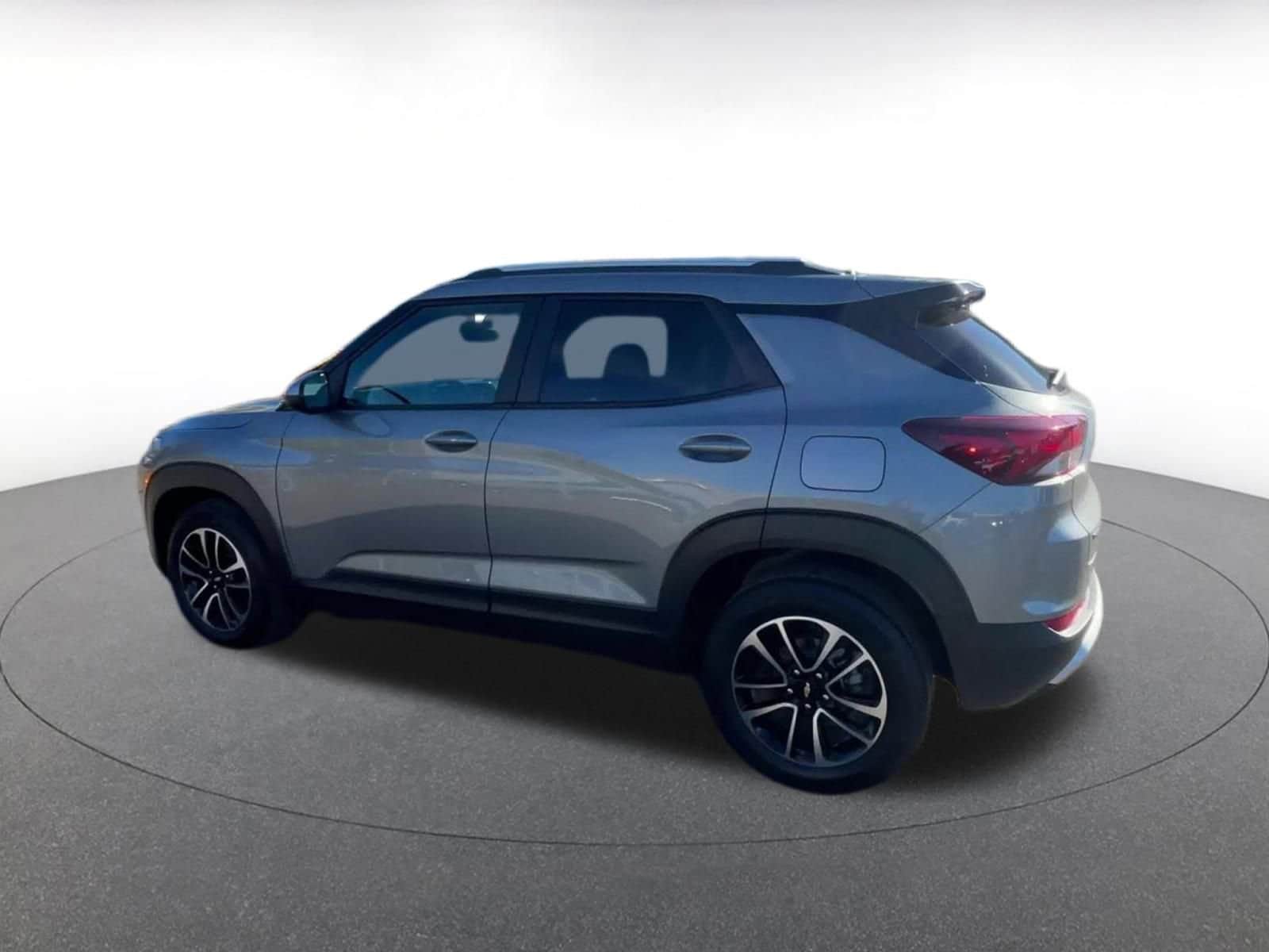 Thumbnail: 2025 Chevrolet TrailBlazer - 10