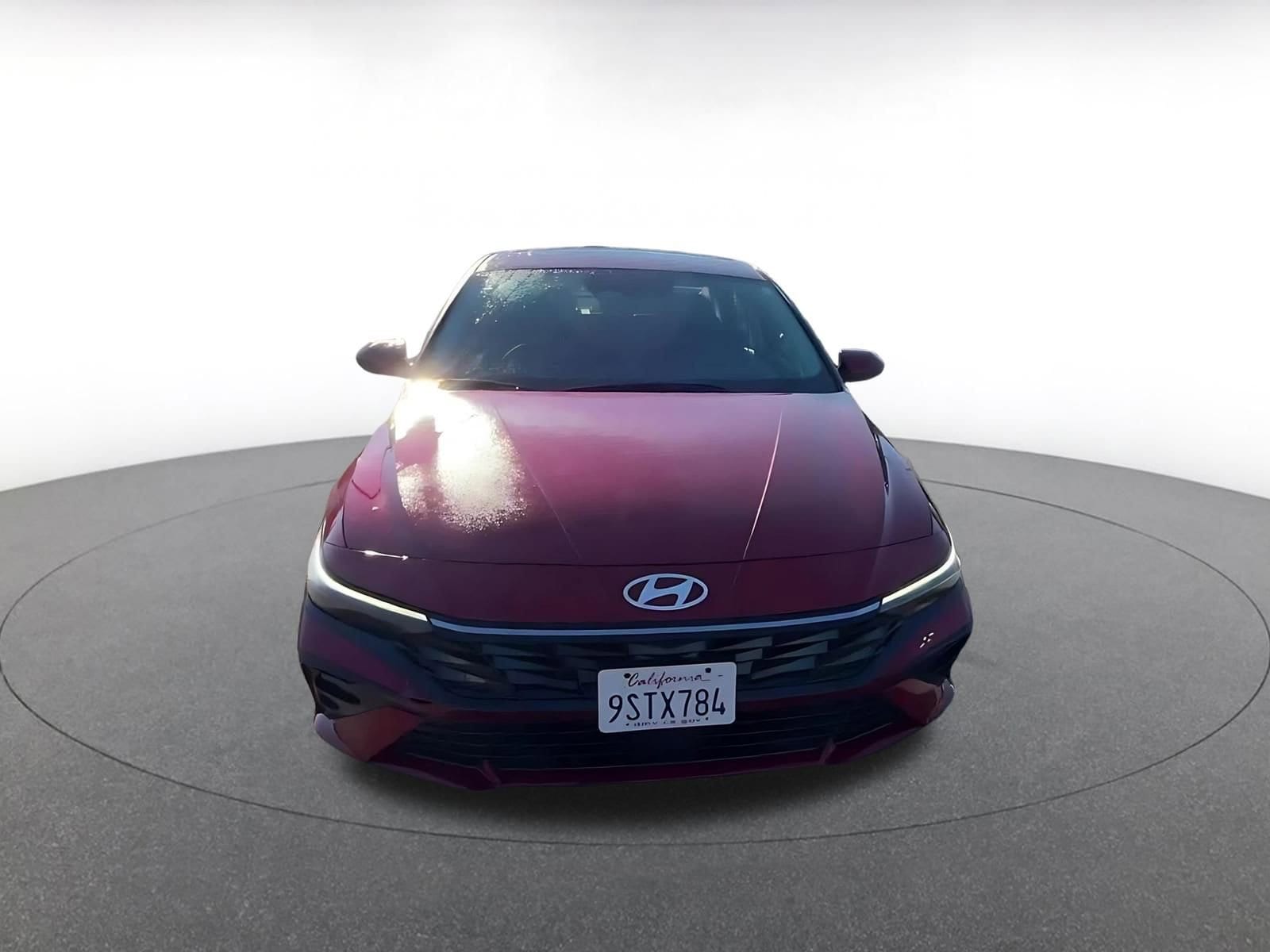 Thumbnail: 2025 Hyundai Elantra - 4