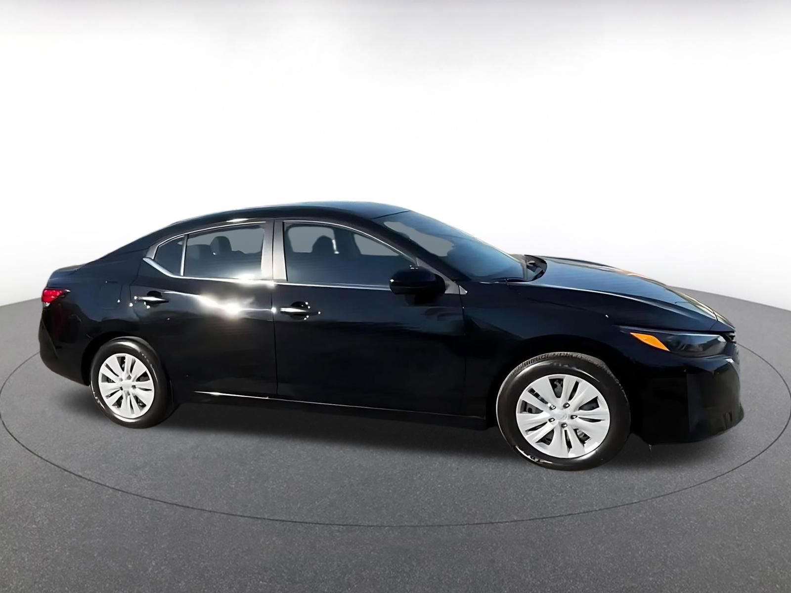 Thumbnail: 2025 Nissan Sentra - 16