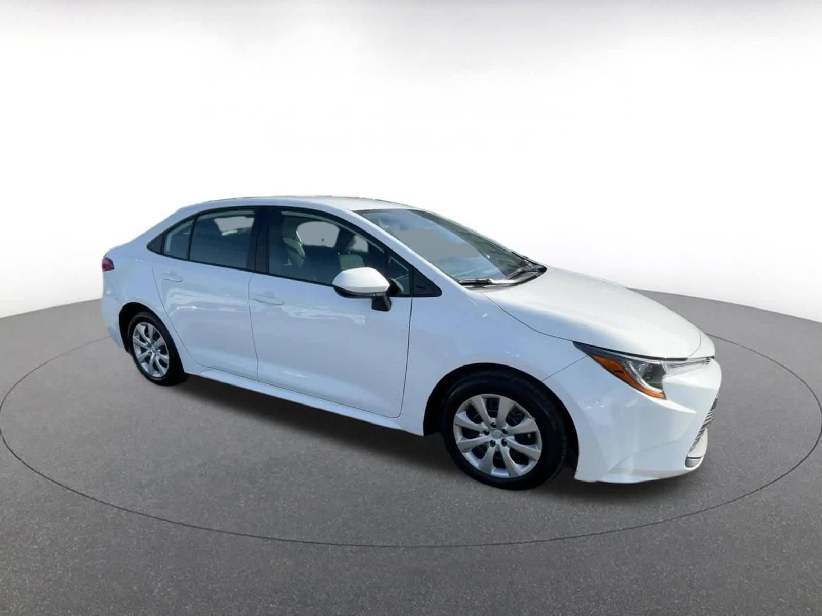 Thumbnail: 2025 Toyota Corolla - 2