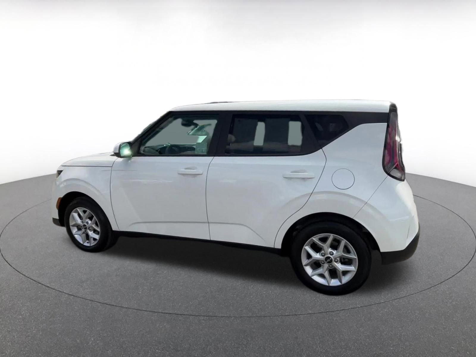 Thumbnail: 2025 Kia Soul - 10