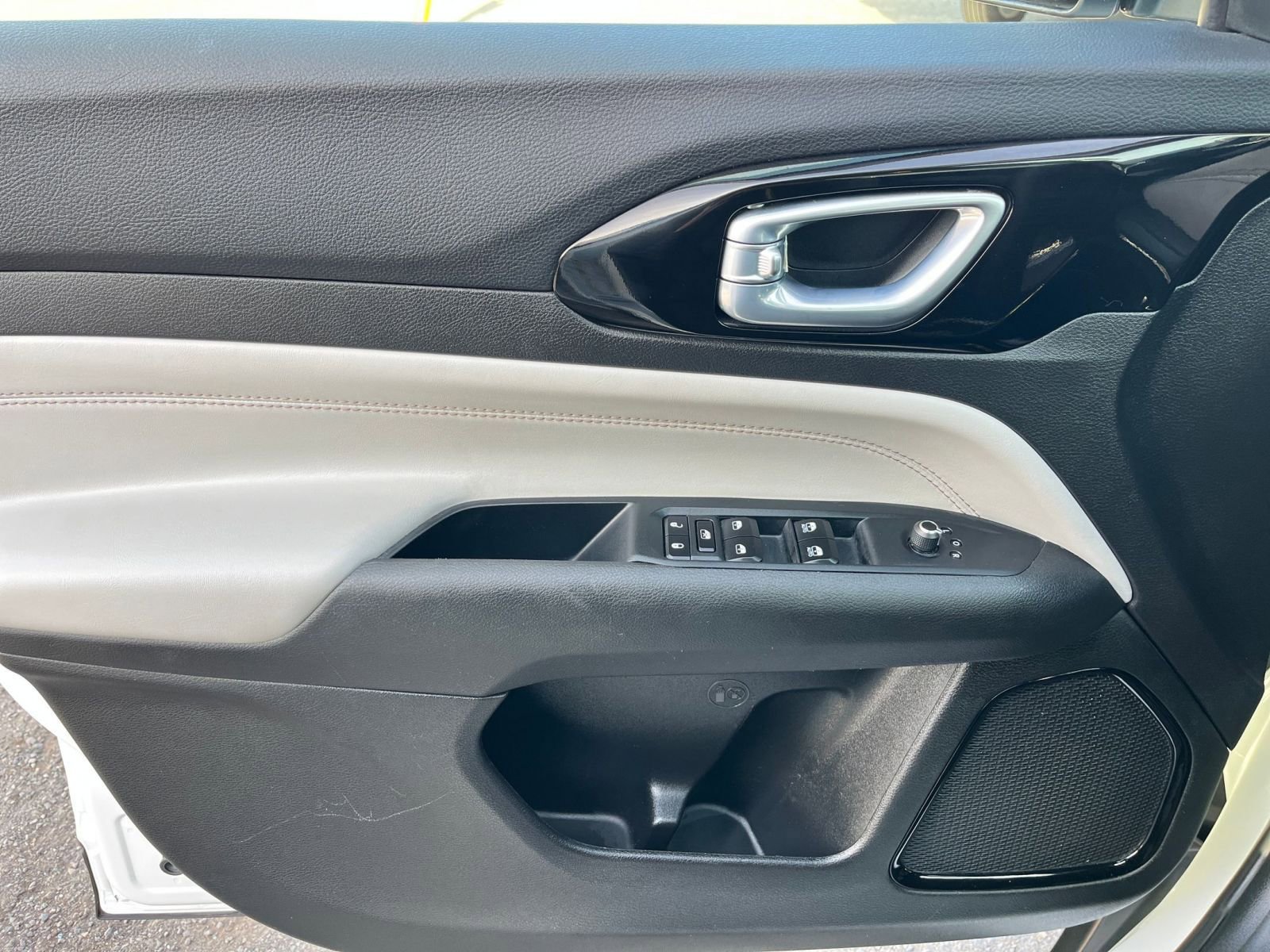 Thumbnail: 2025 Jeep Compass - 18