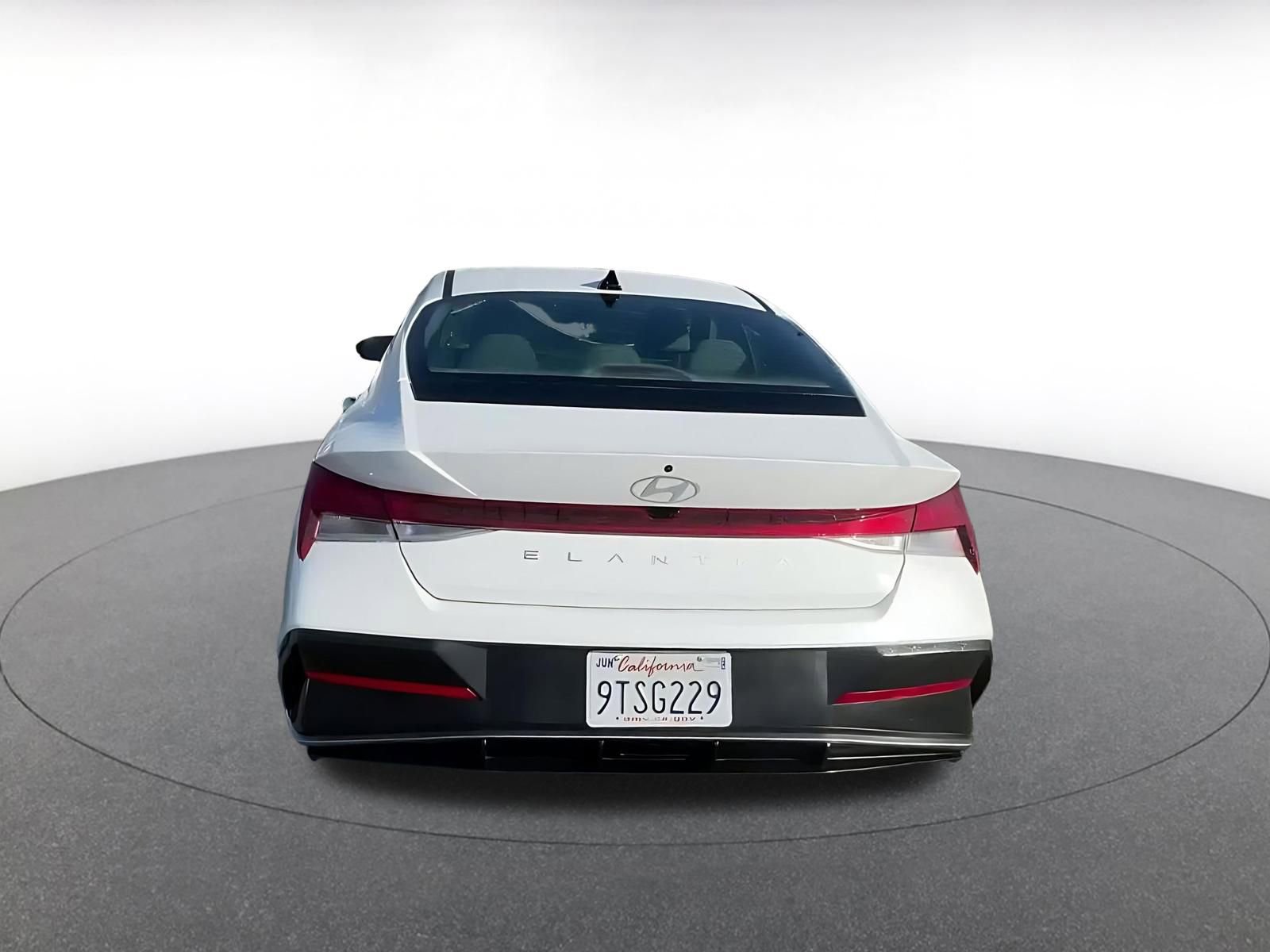 Thumbnail: 2025 Hyundai Elantra - 12