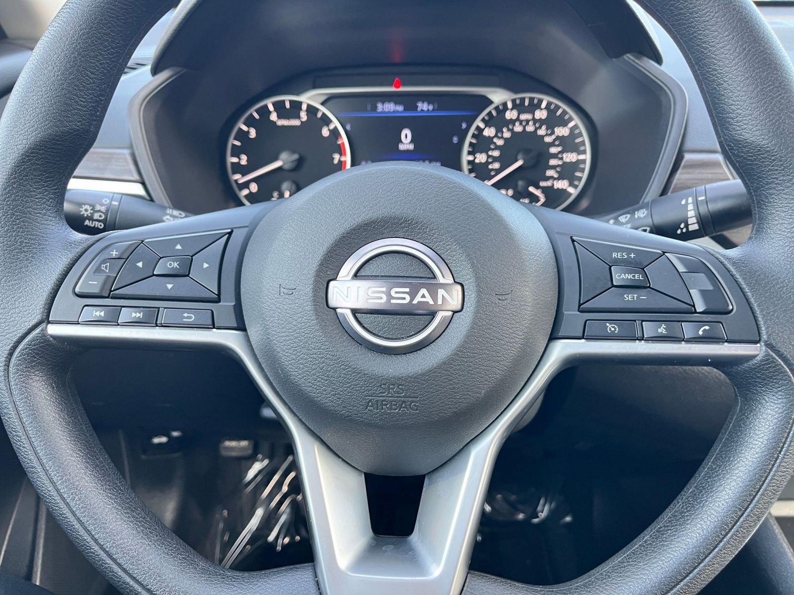 Thumbnail: 2025 Nissan Altima - 28