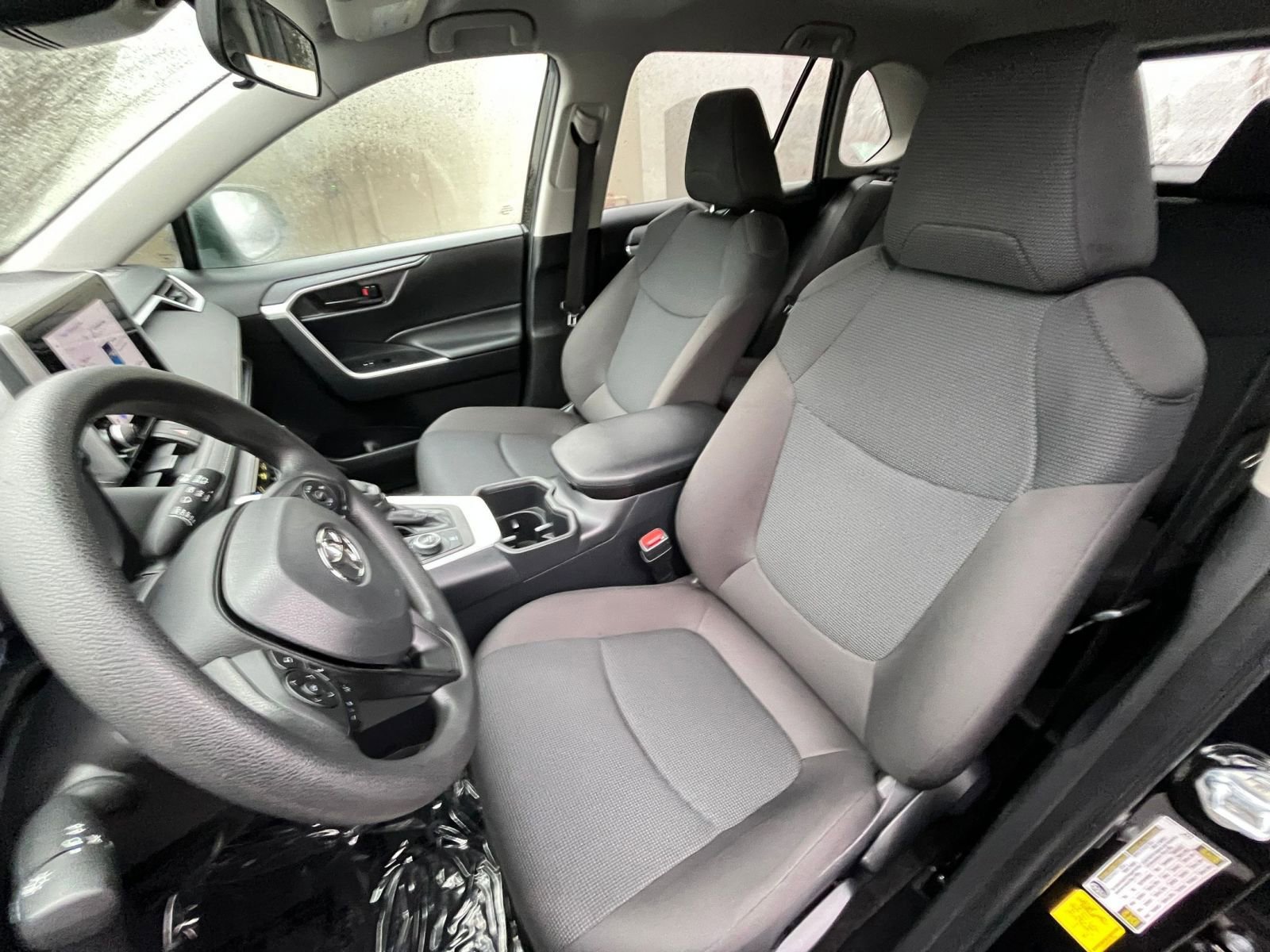 Thumbnail: 2025 Toyota RAV4 - 35