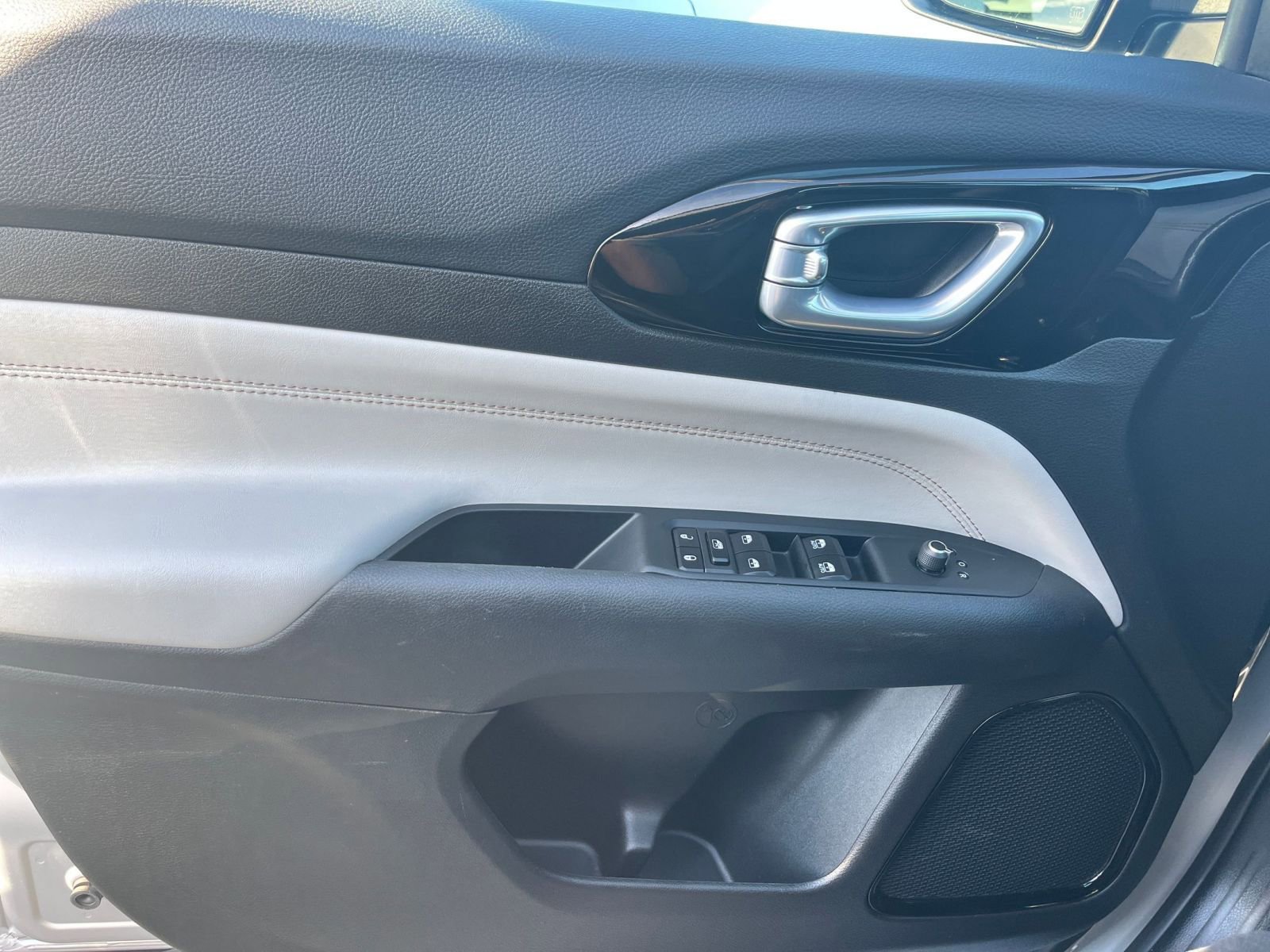 Thumbnail: 2025 Jeep Compass - 18