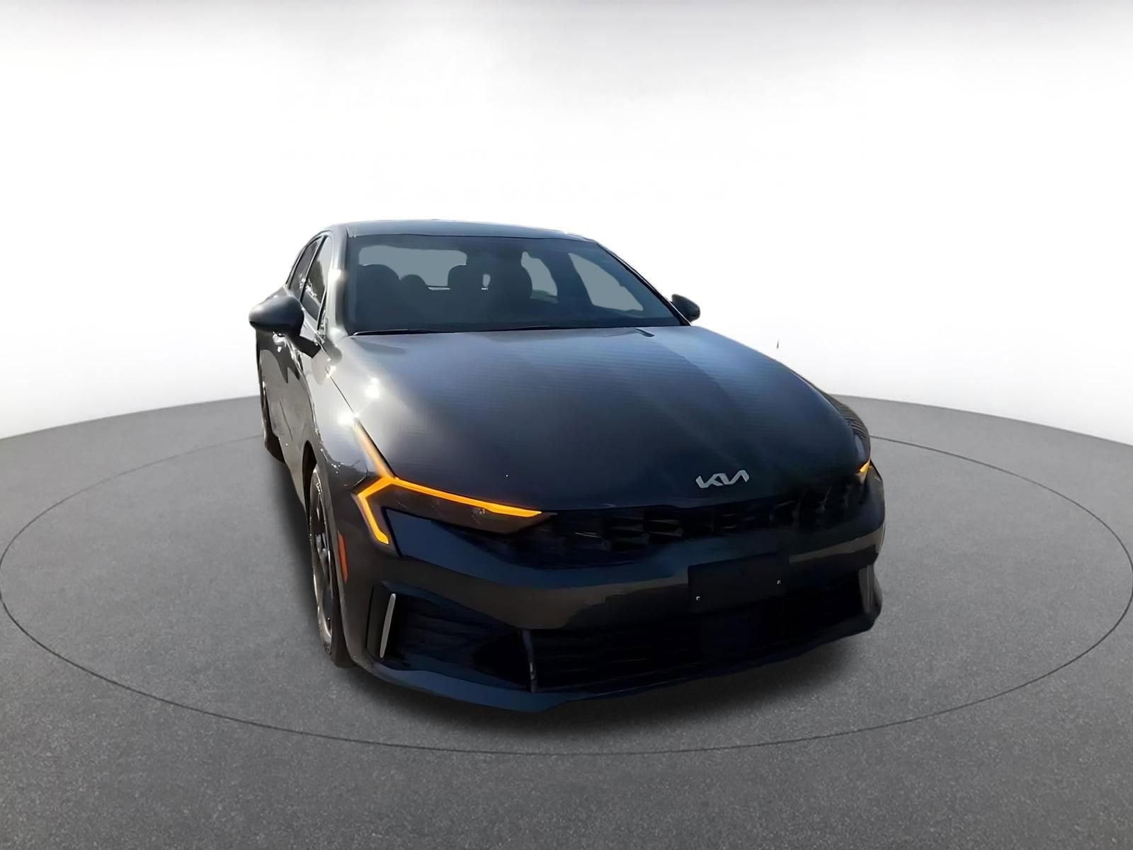 Thumbnail: 2025 Kia K5 - 3