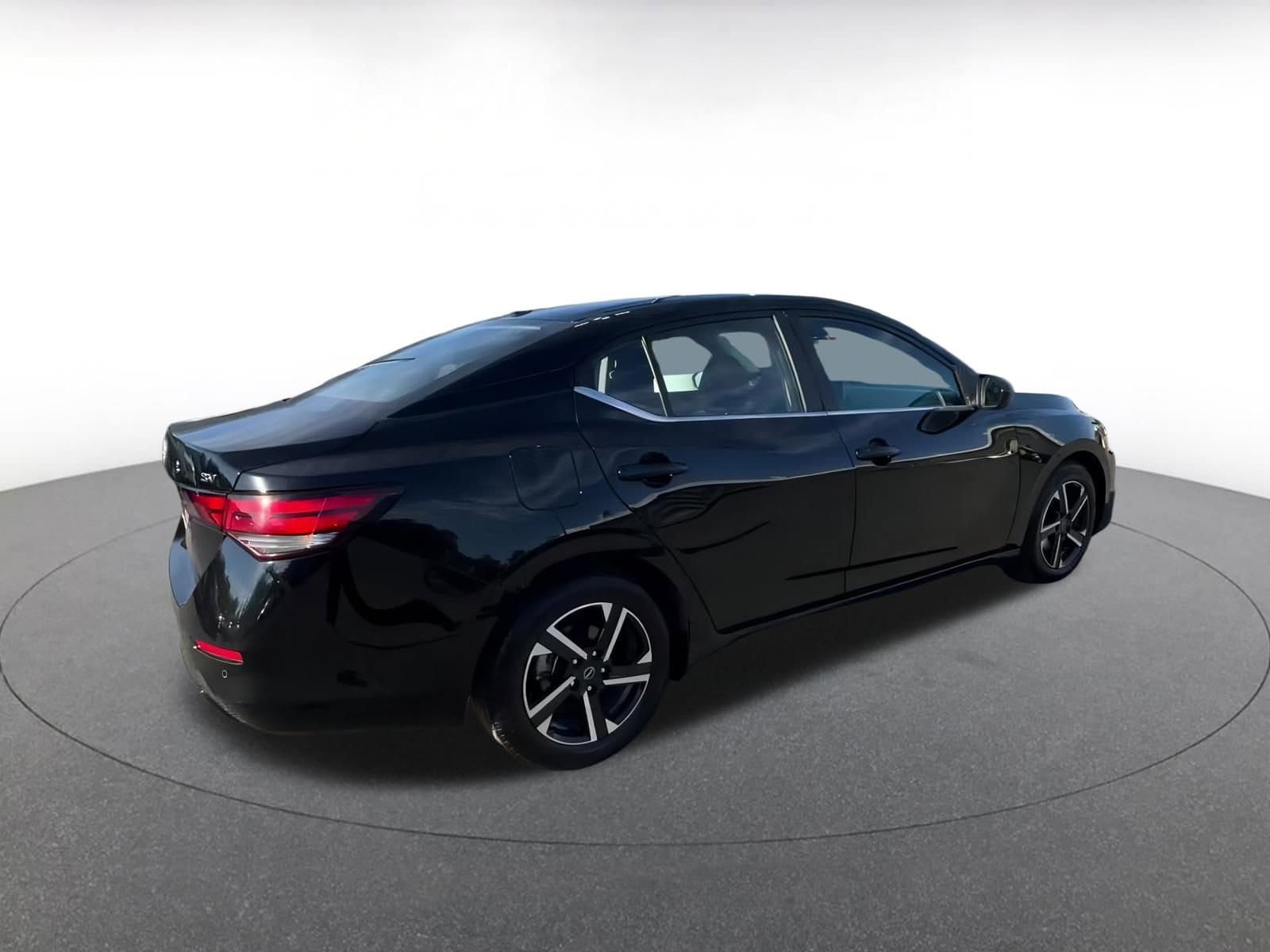 Thumbnail: 2024 Nissan Sentra - 15