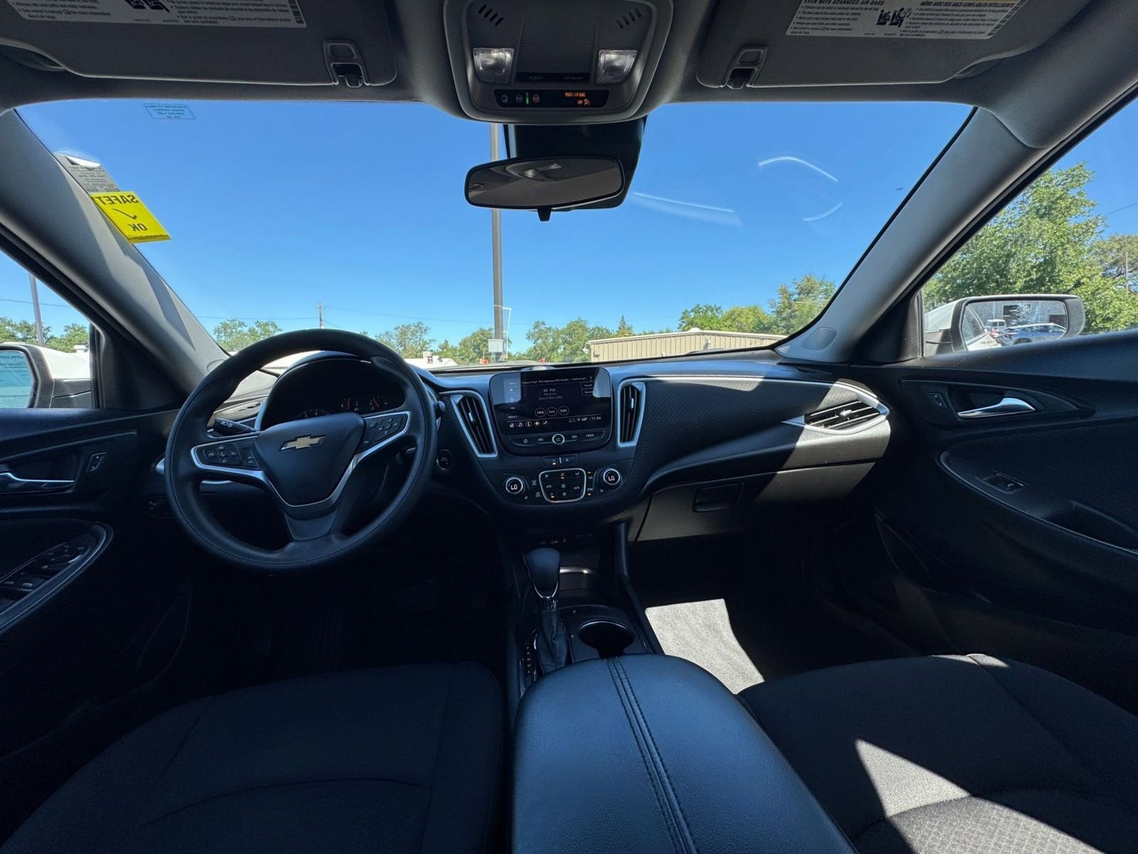 Thumbnail: 2023 Chevrolet Malibu - 34