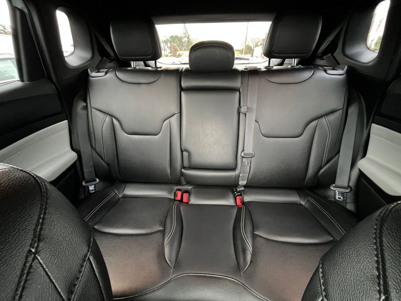 Thumbnail: 2025 Jeep Compass - 32