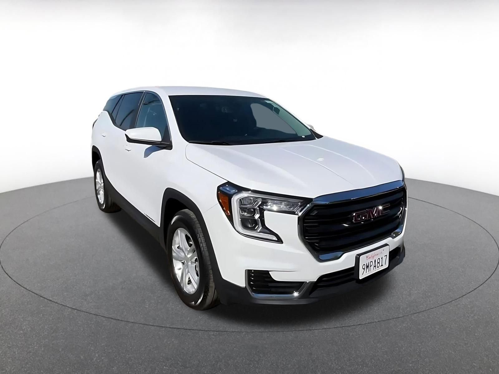 Thumbnail: 2024 GMC Terrain - 3
