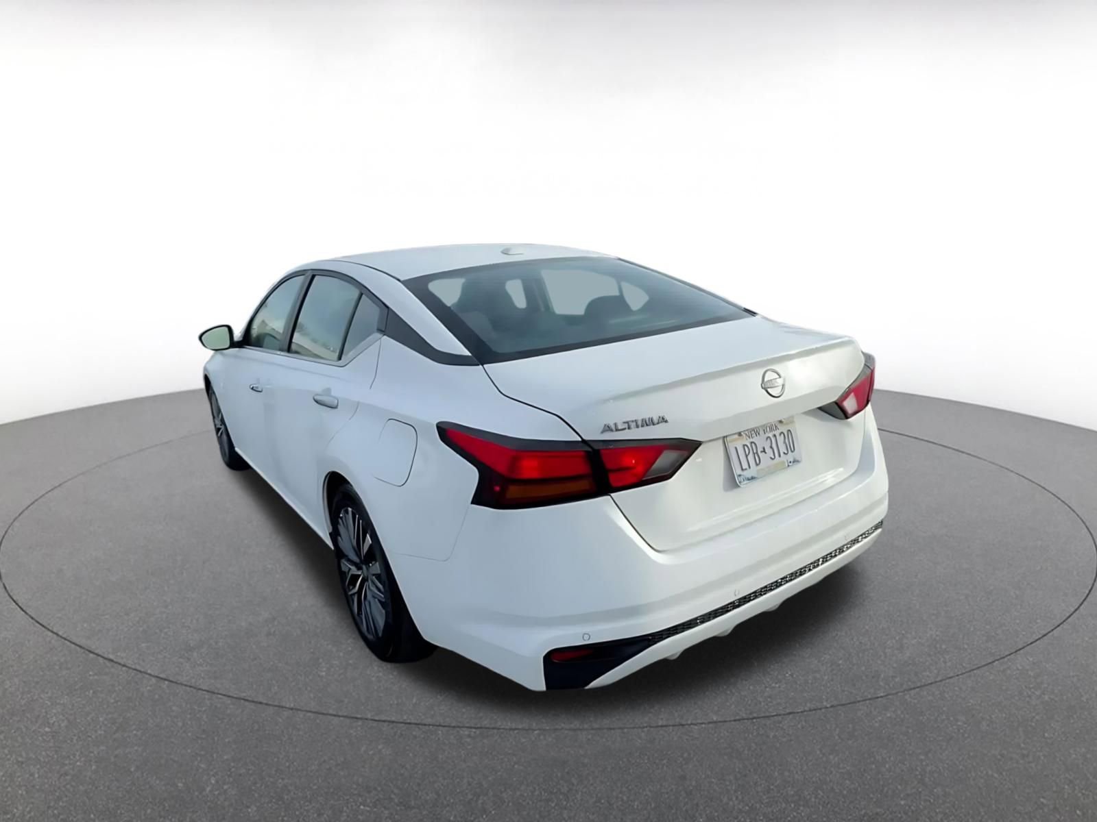 Thumbnail: 2025 Nissan Altima - 11