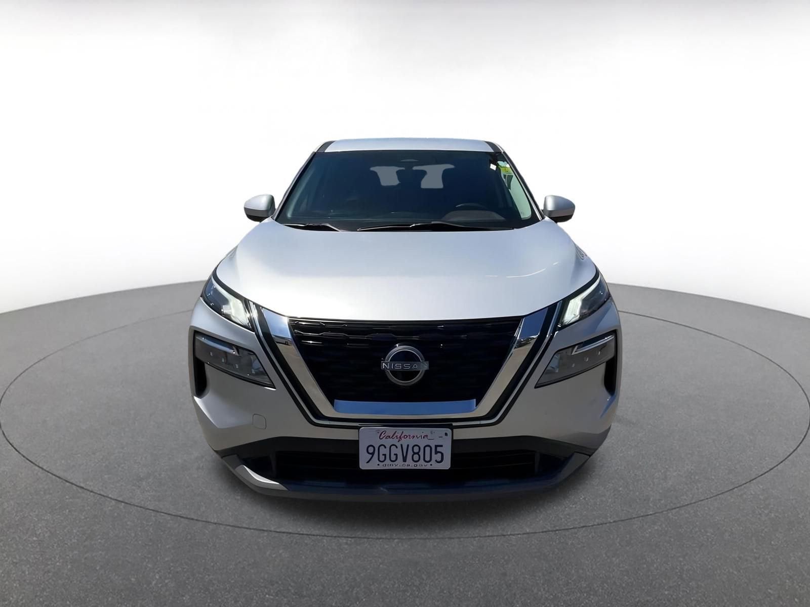 Thumbnail: 2023 Nissan Rogue - 4