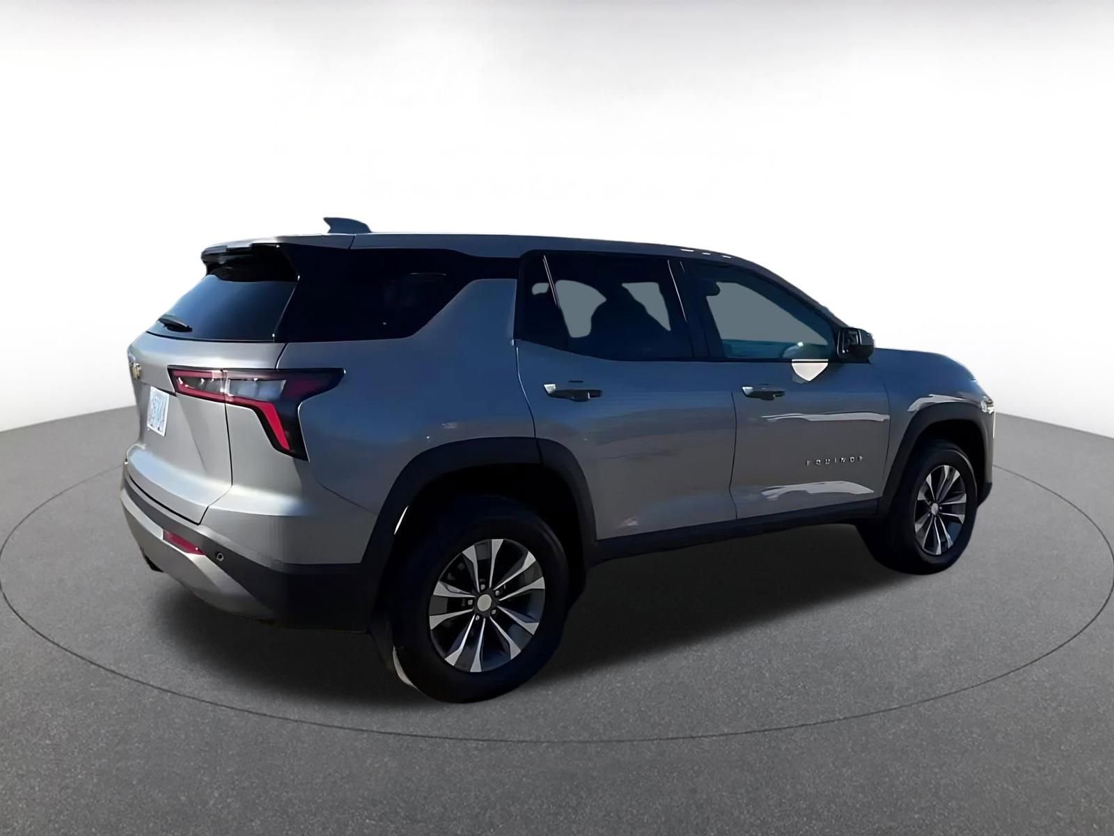 Thumbnail: 2025 Chevrolet Equinox - 14