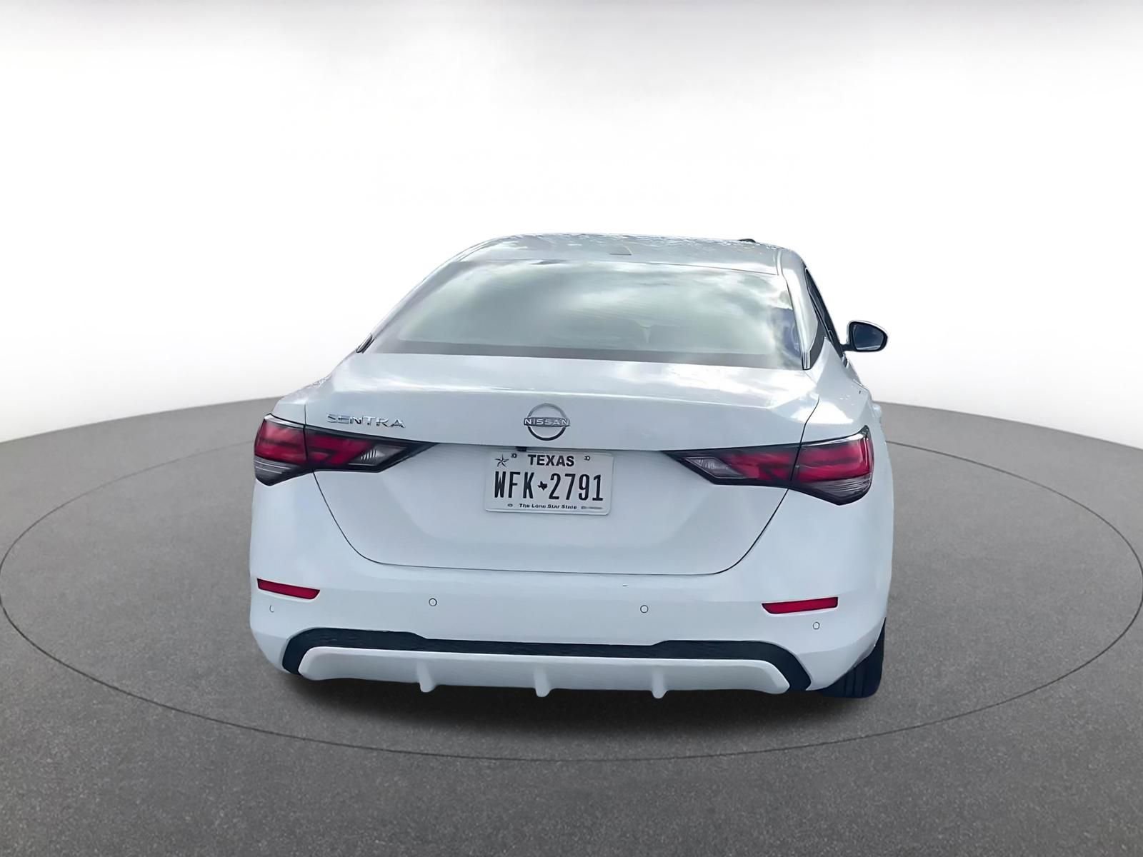 Thumbnail: 2025 Nissan Sentra - 12