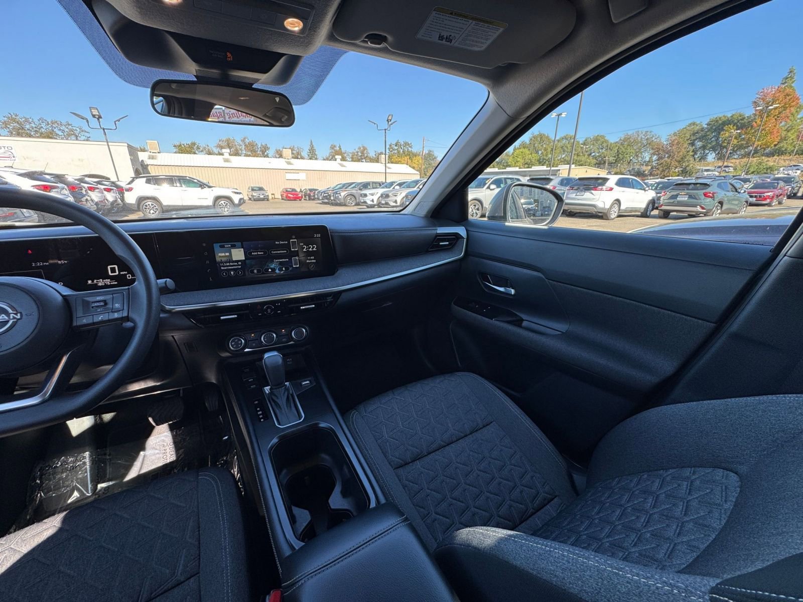 Thumbnail: 2025 Nissan Kicks - 33