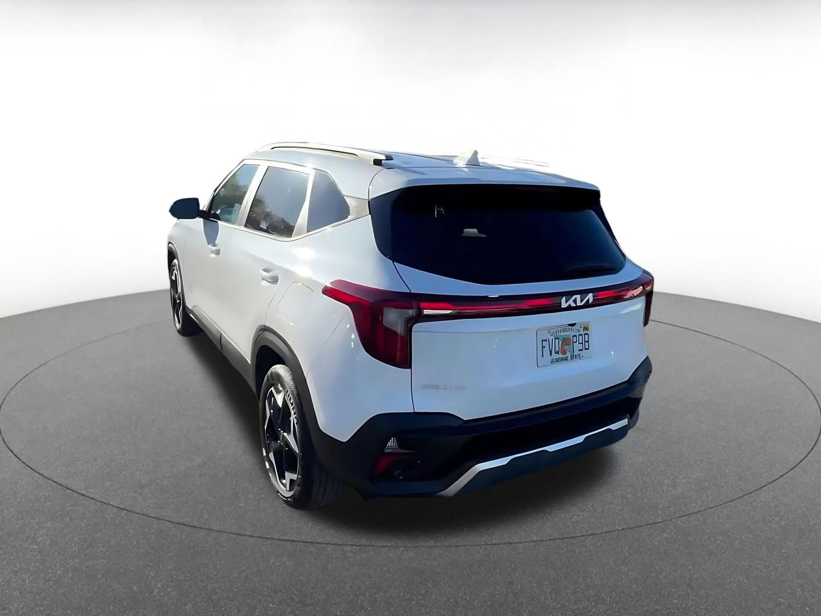 Thumbnail: 2025 Kia Seltos - 11