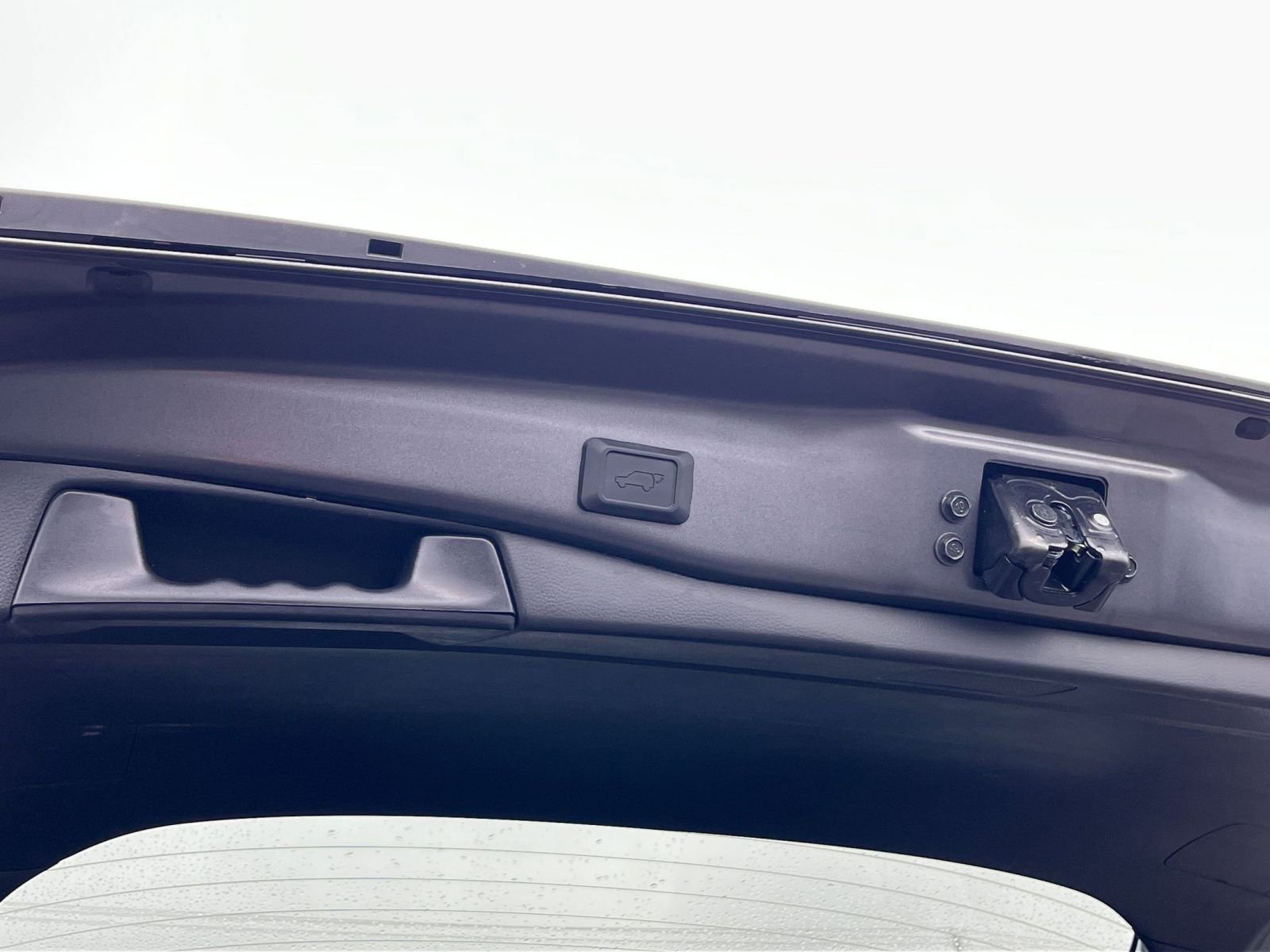 Thumbnail: 2025 Toyota RAV4 - 23