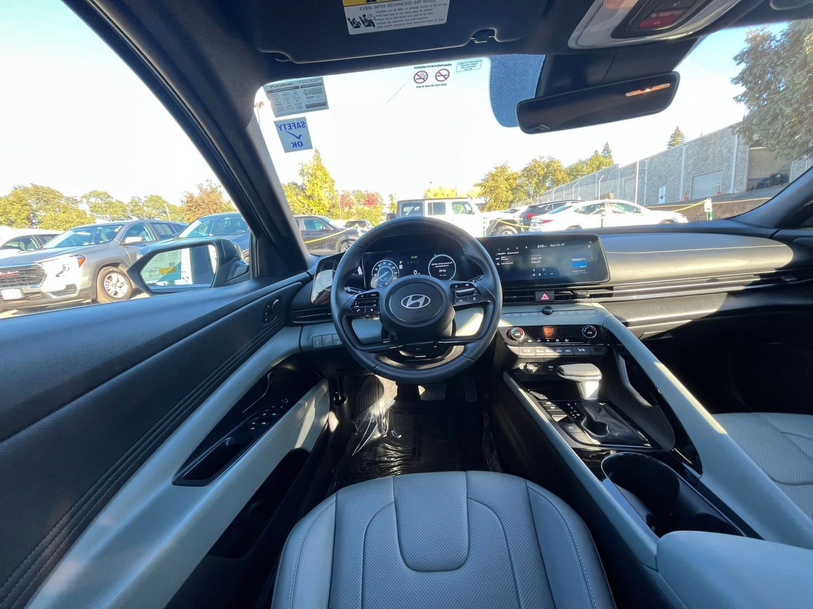 Thumbnail: 2025 Hyundai Elantra - 33