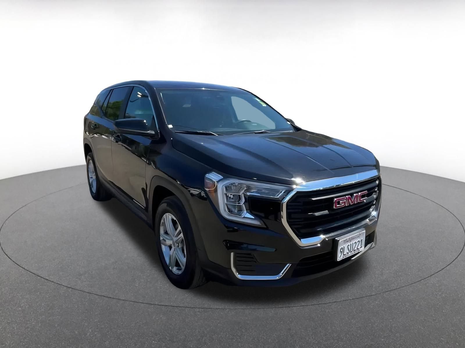 Thumbnail: 2024 GMC Terrain - 3