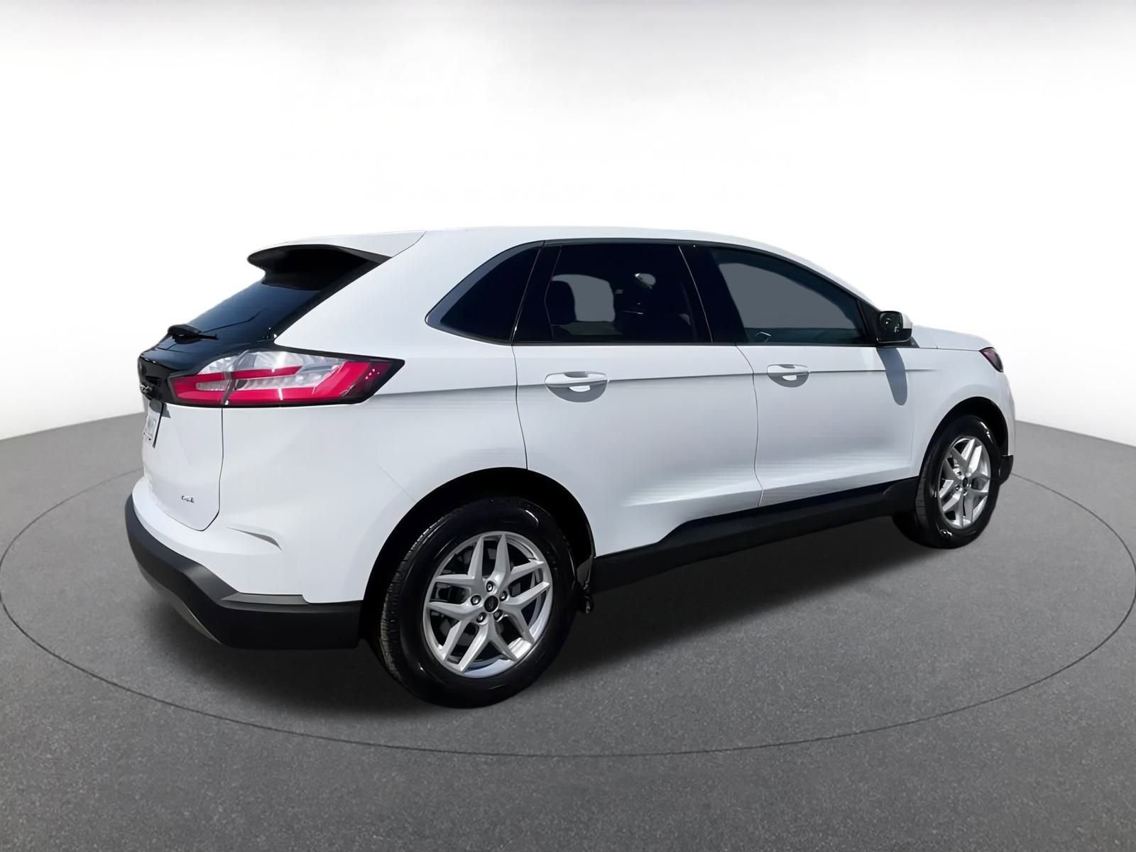 Thumbnail: 2024 Ford Edge - 15