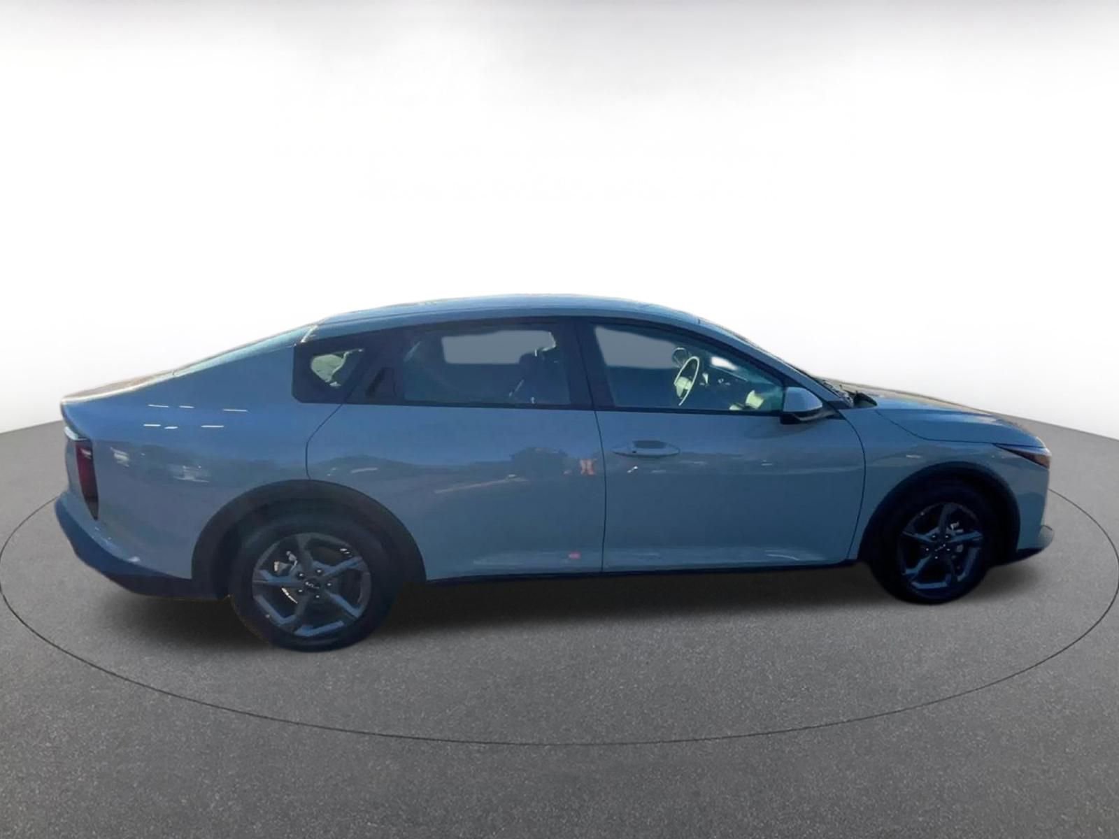 Thumbnail: 2025 Kia K4 - 16