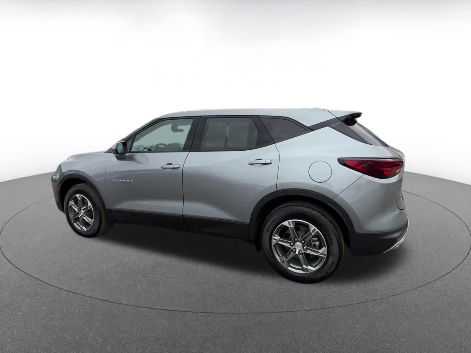 Thumbnail: 2025 Chevrolet Blazer - 10