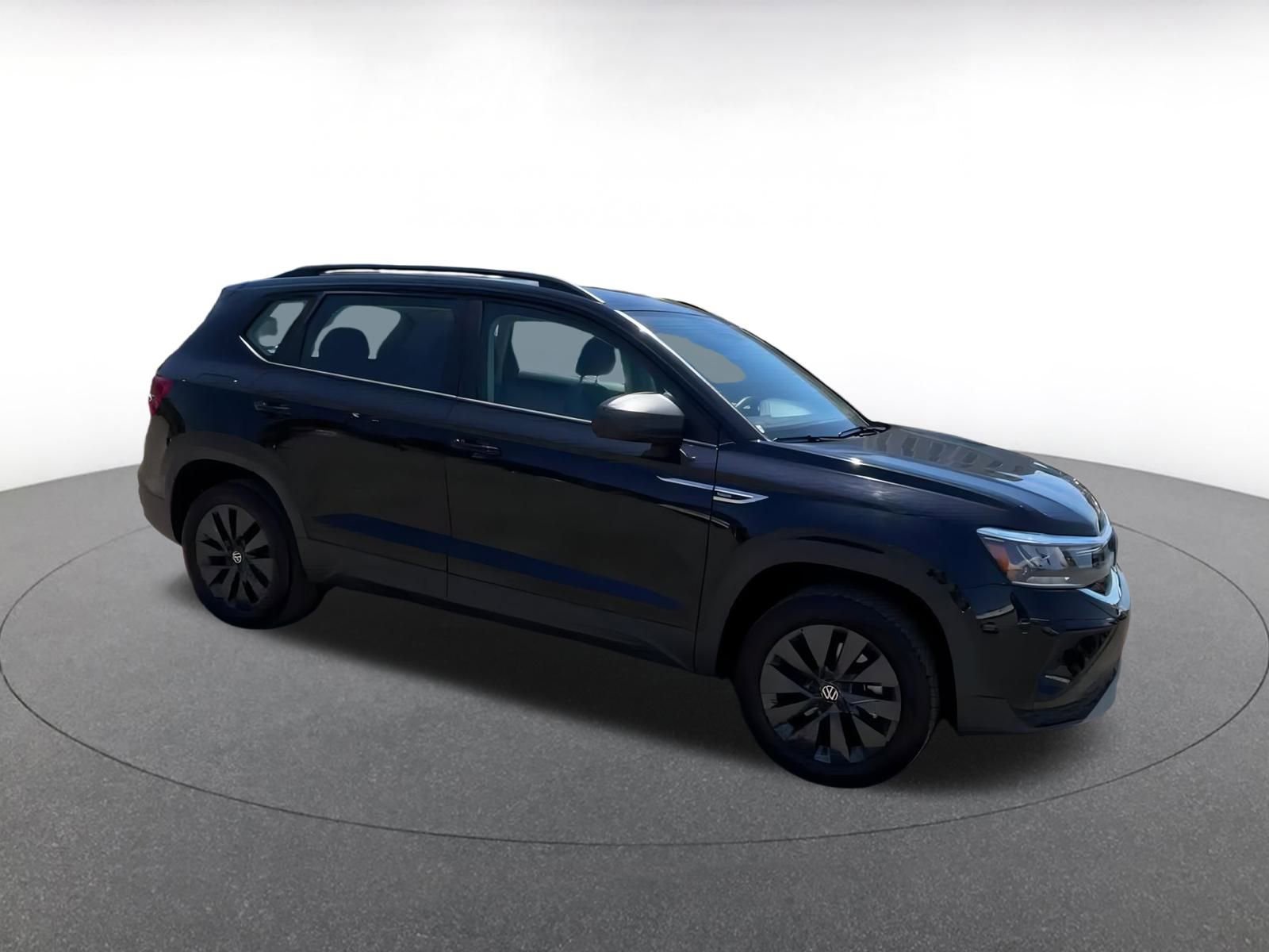 Thumbnail: 2024 Volkswagen Taos - 2