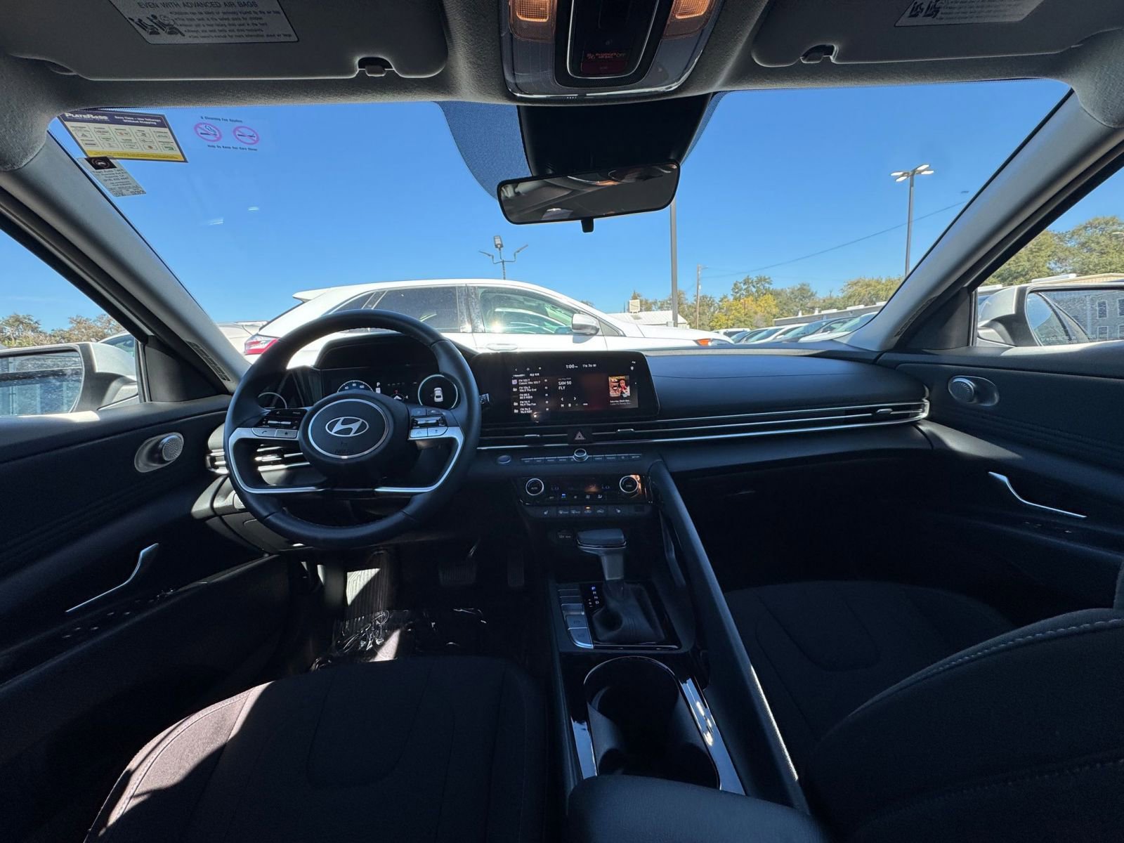 Thumbnail: 2025 Hyundai Elantra - 31