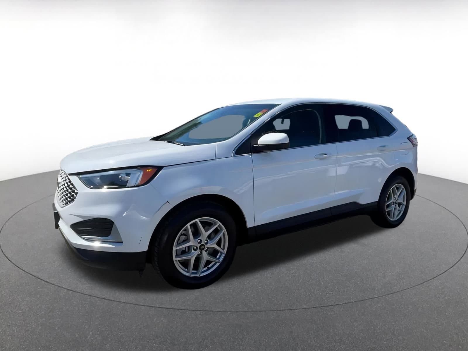 Thumbnail: 2024 Ford Edge - 10