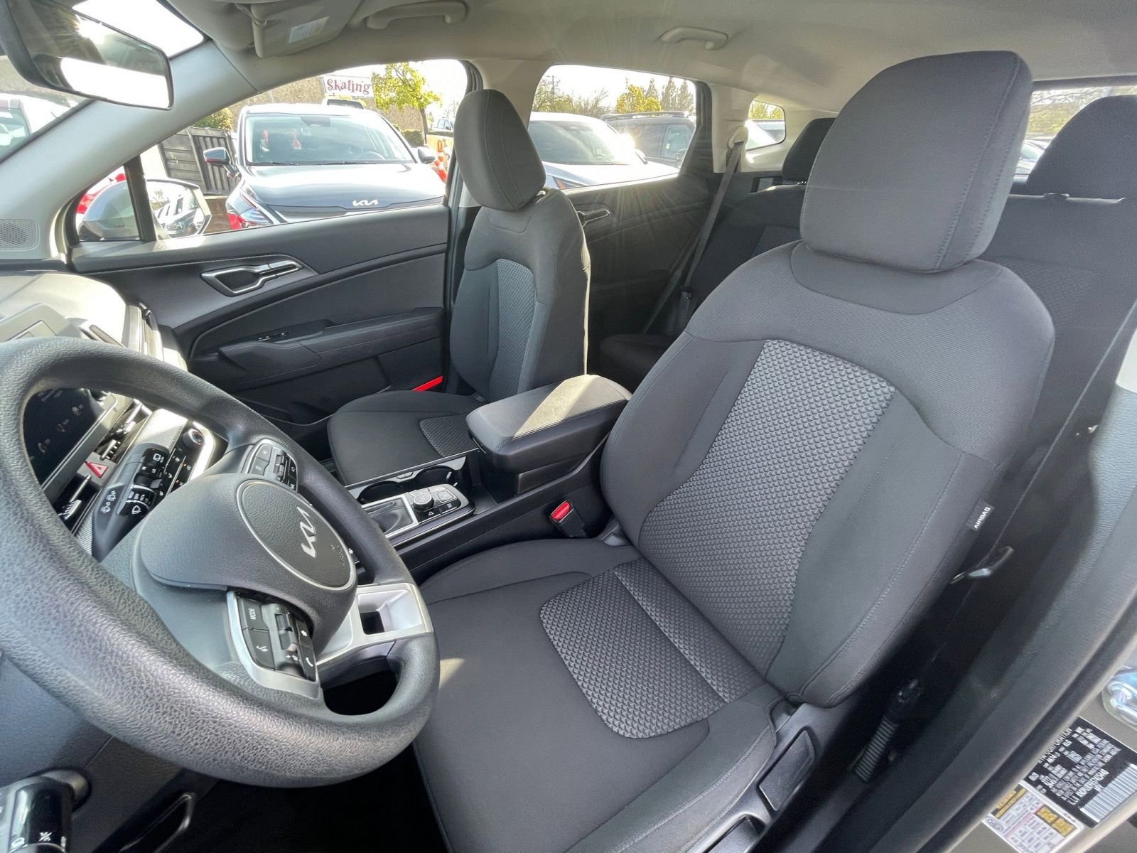 Thumbnail: 2025 Kia Sportage - 35