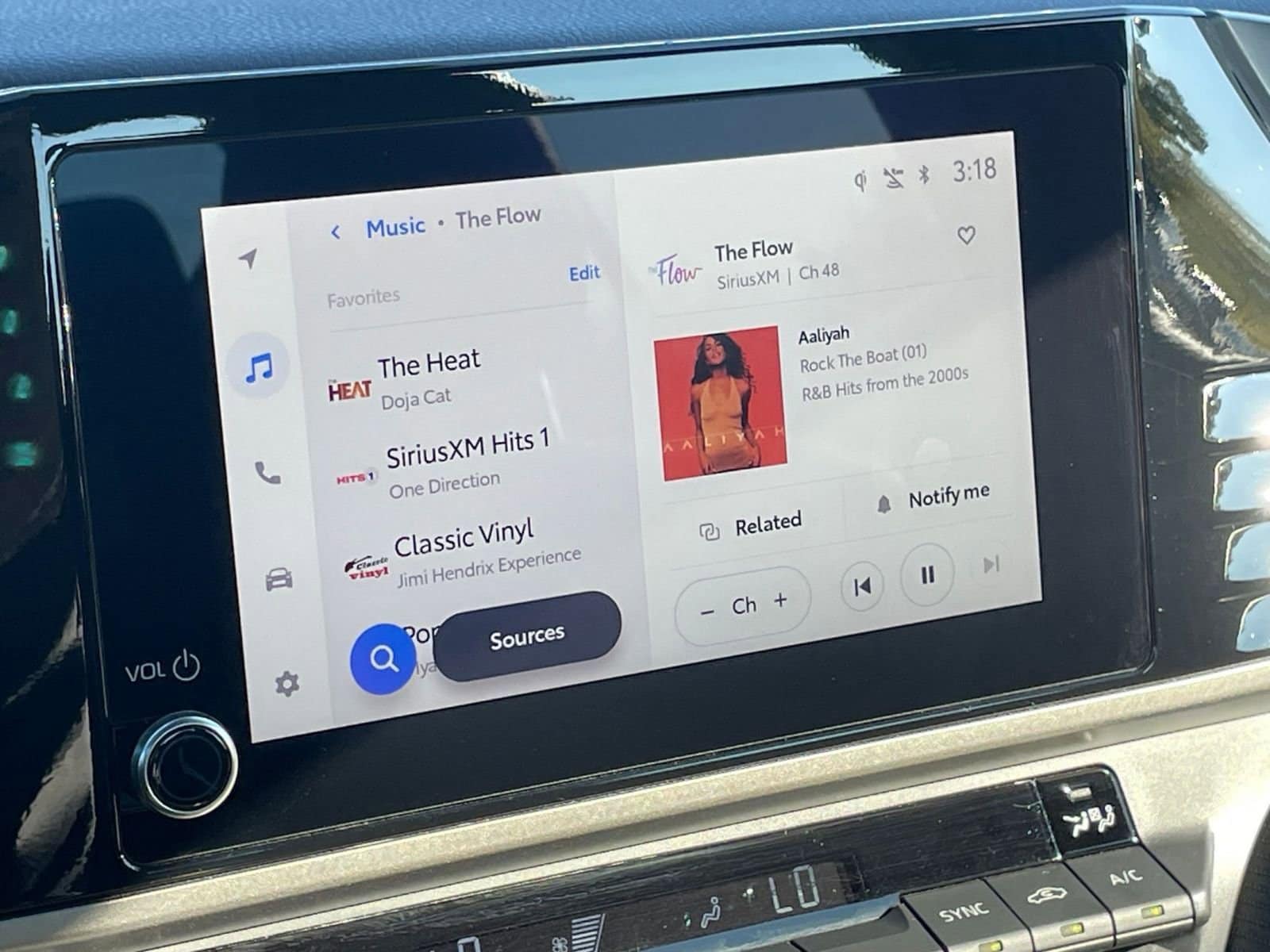 Thumbnail: 2025 Toyota Camry - 21