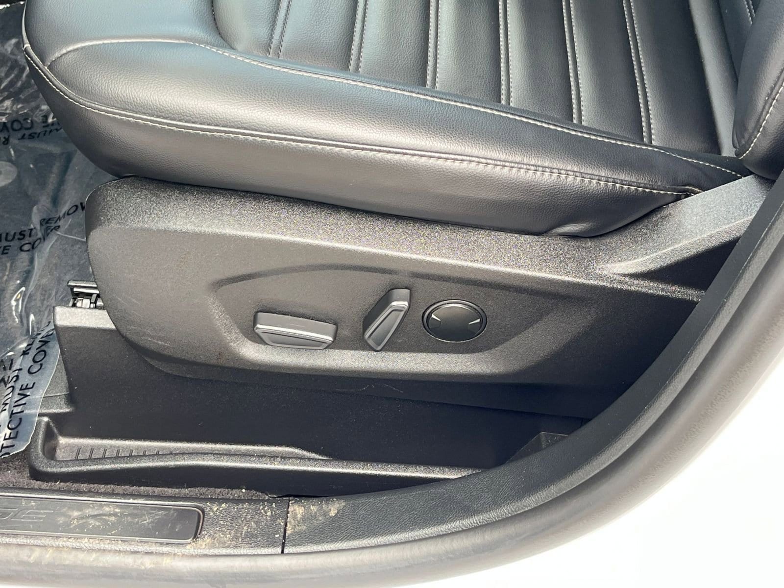 2024 Ford Edge SEL 23