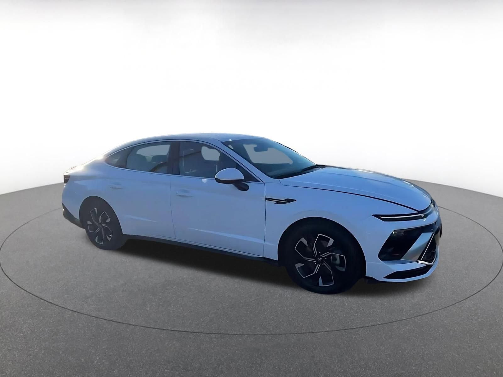 Thumbnail: 2025 Hyundai Sonata - 2