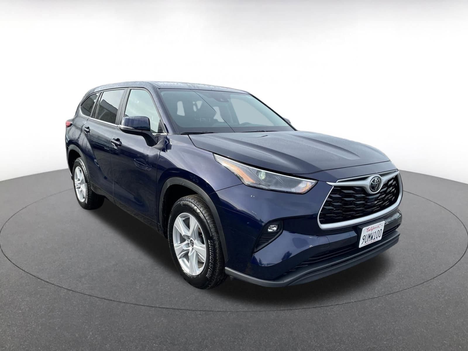 Thumbnail: 2025 Toyota Highlander - 1