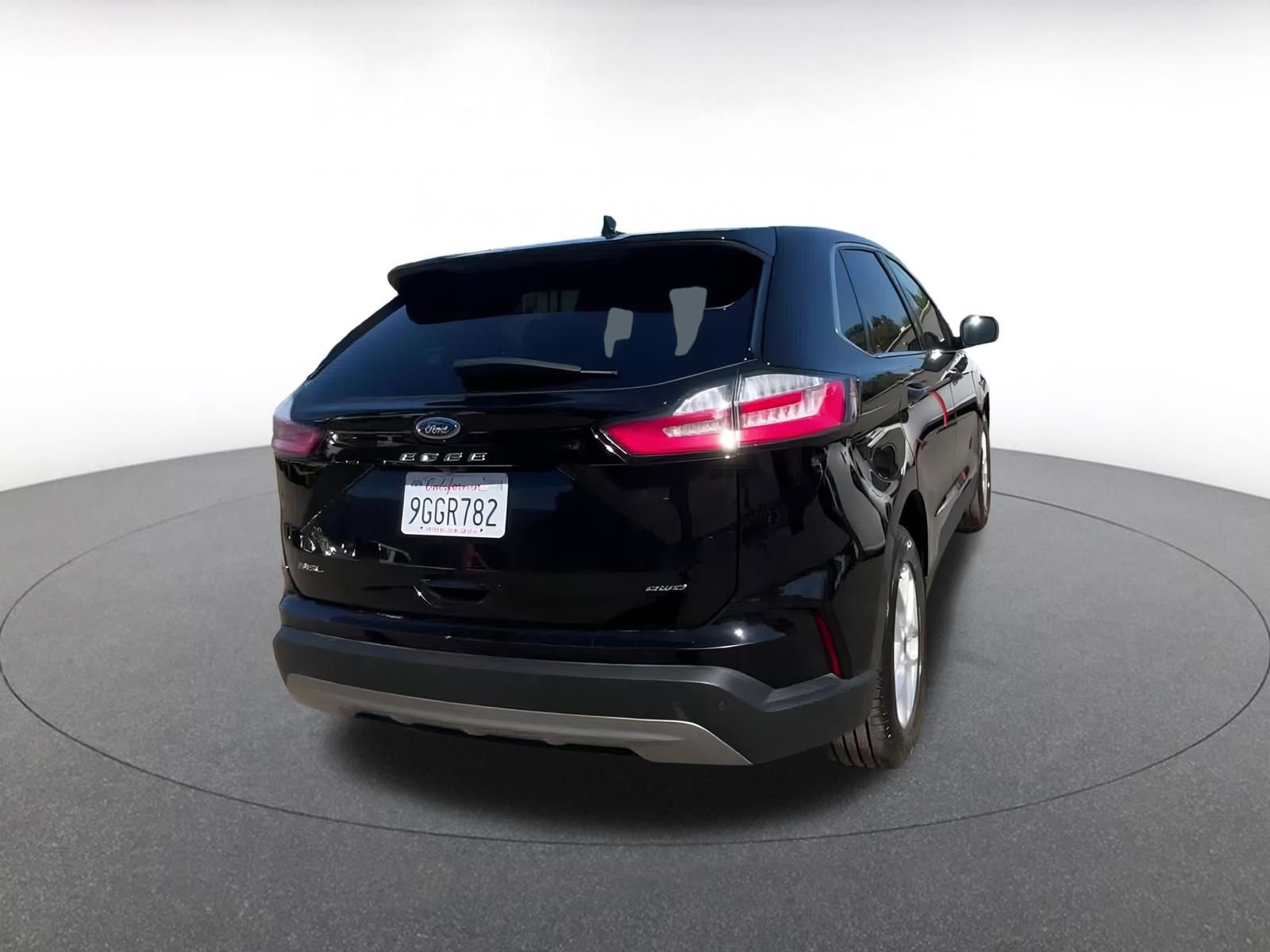 Thumbnail: 2023 Ford Edge - 14