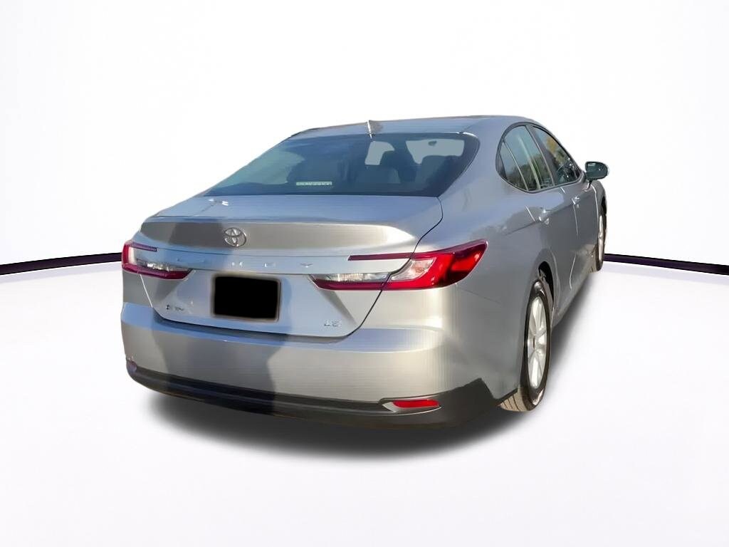Thumbnail: 2025 Toyota Camry - 14