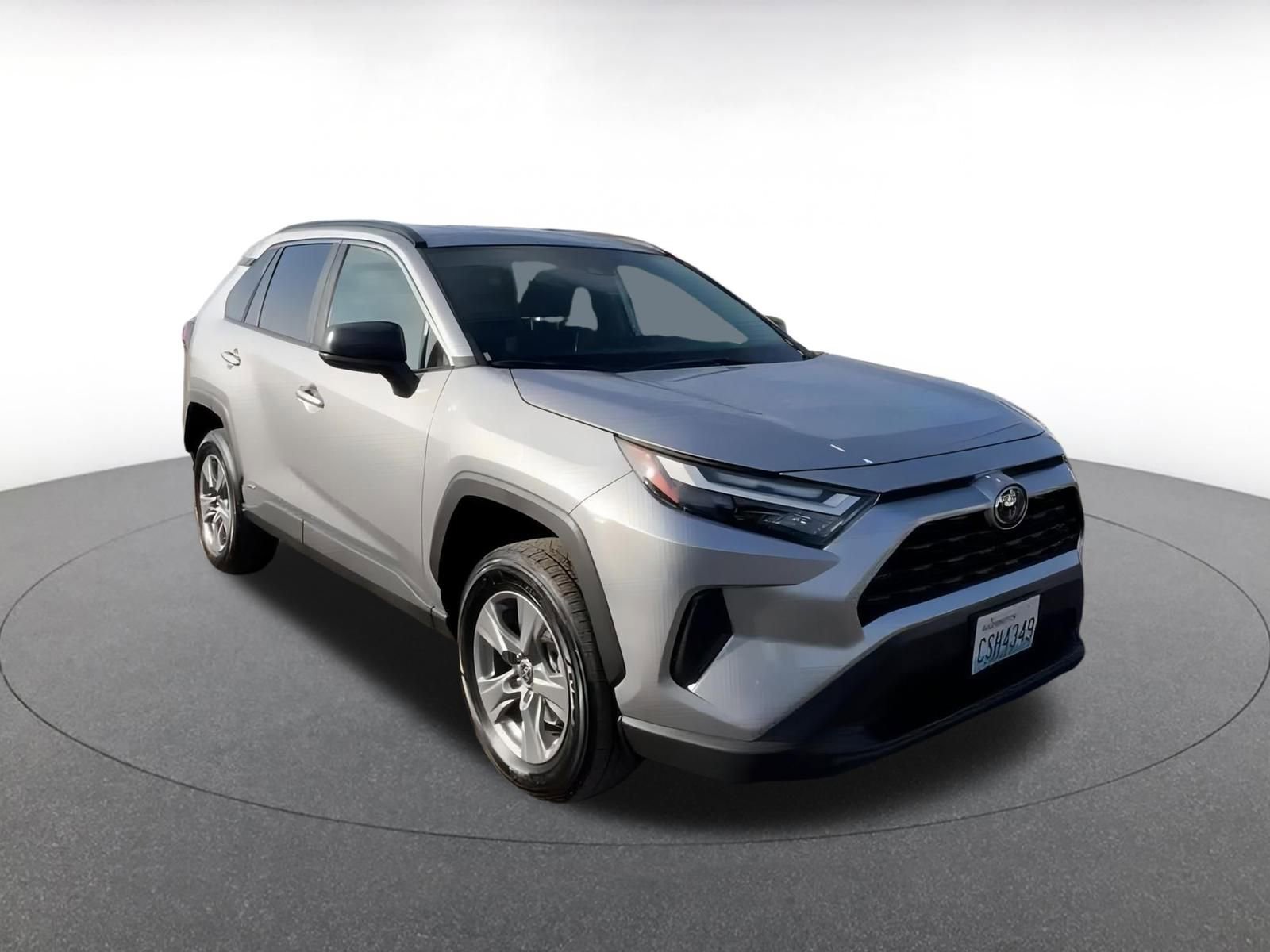 Thumbnail: 2025 Toyota RAV4 - 3
