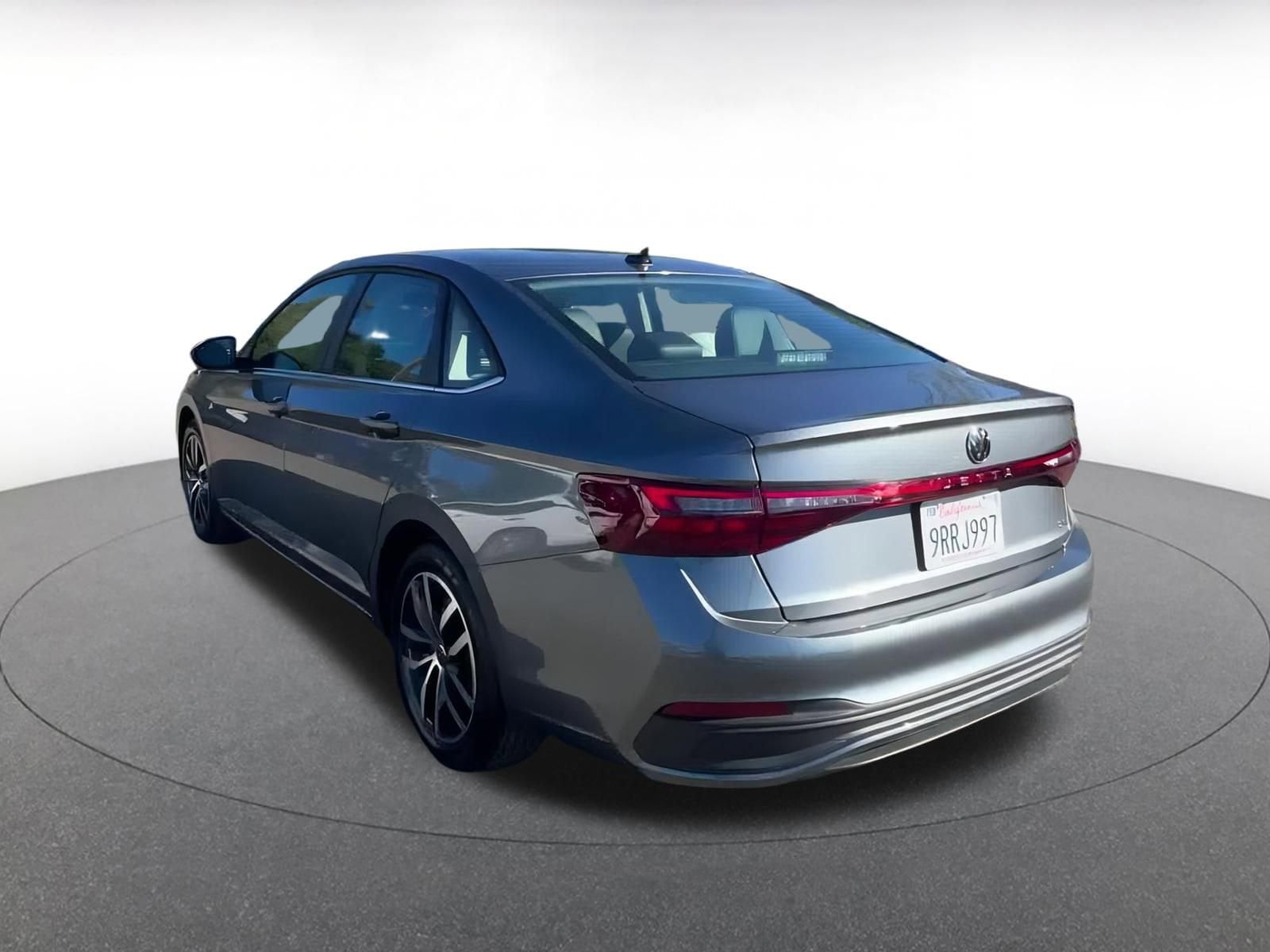 Thumbnail: 2025 Volkswagen Jetta - 11