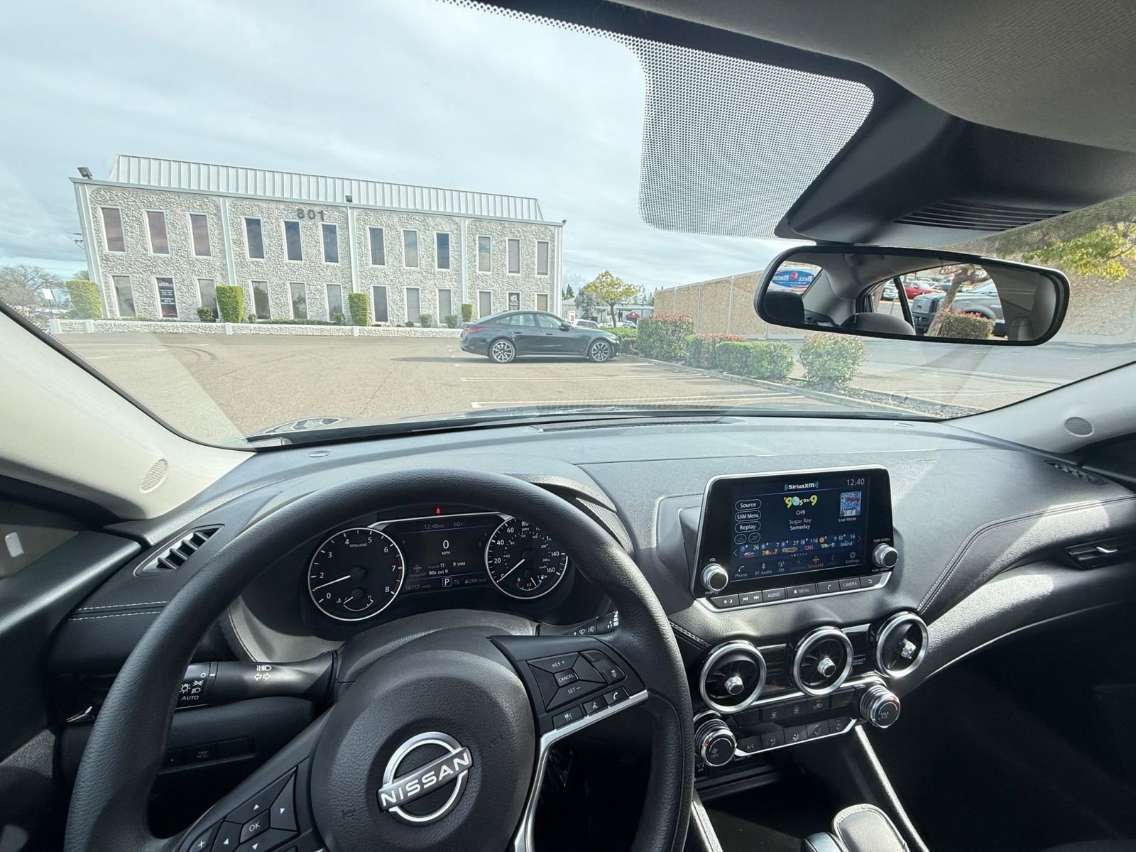 Thumbnail: 2025 Nissan Sentra - 33