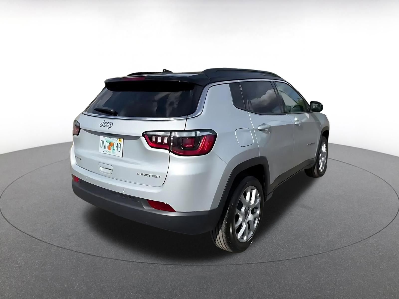 Thumbnail: 2025 Jeep Compass - 14